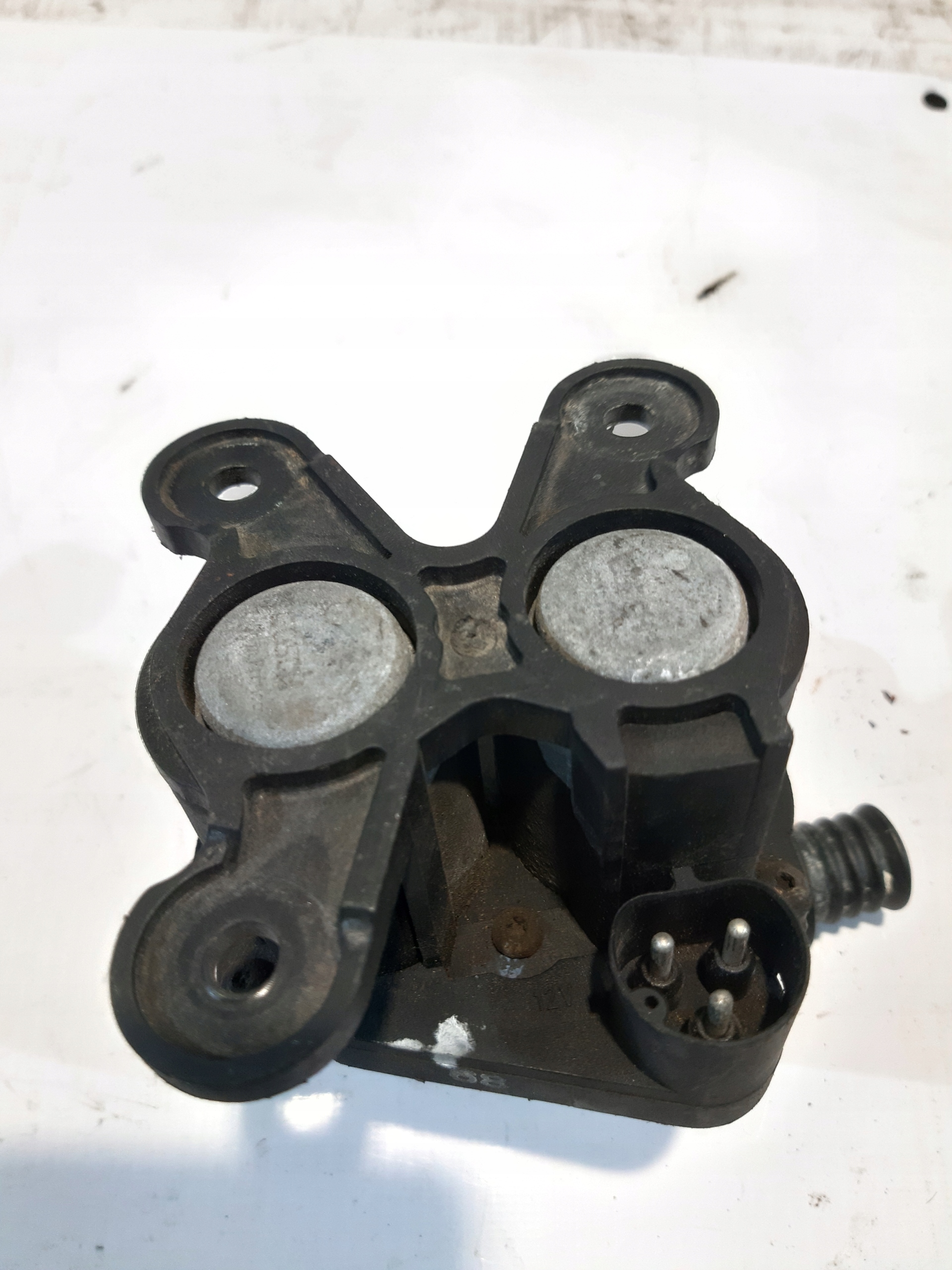 BMW elektroventil vody 8391417