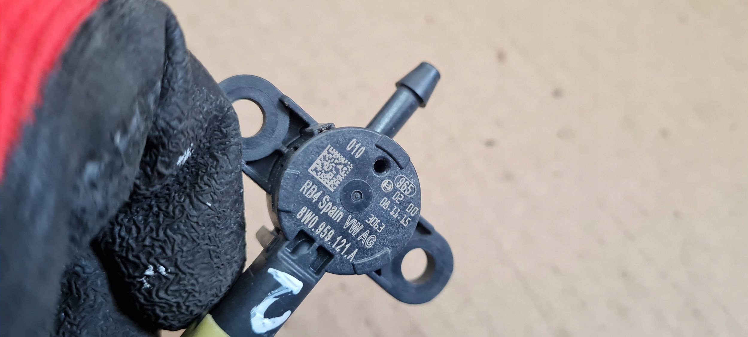 A4 B9 8W sensor OCHRONY PIESZYCH connecting spoiler 8W0959121A A5 8W S5