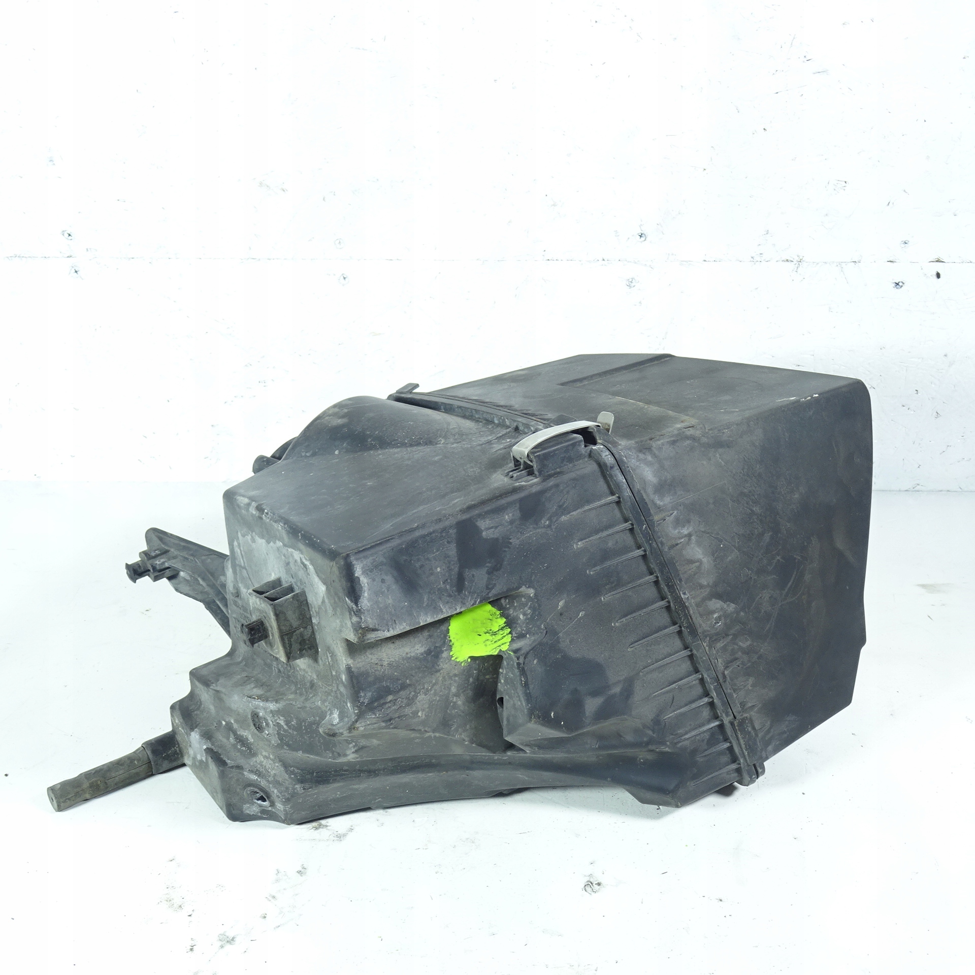 AUDI A6 C6 Gehäuse filter luft 4F0133835H