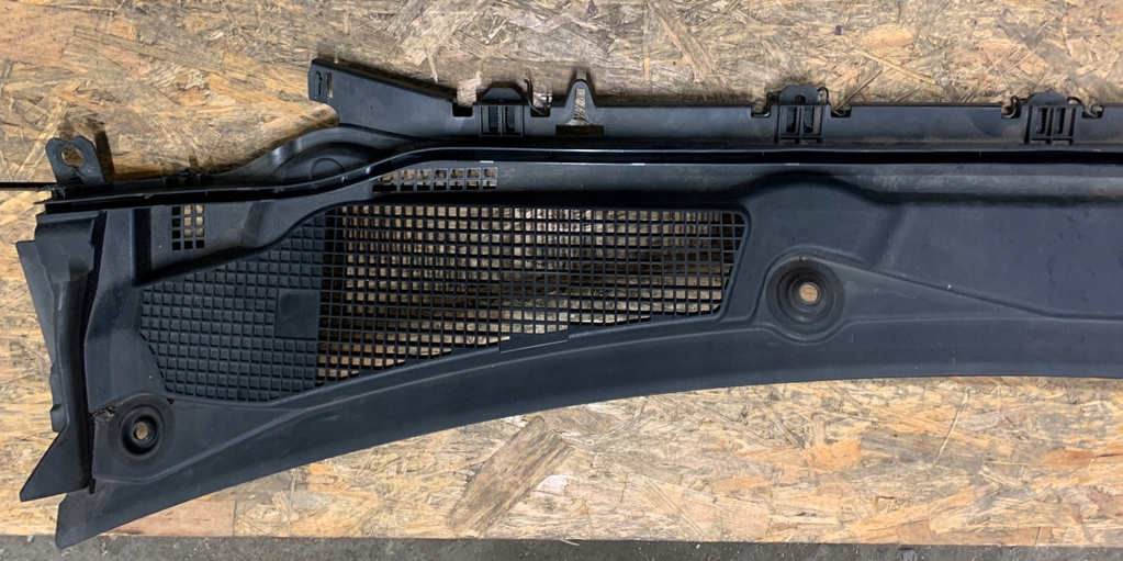 MERCEDES A-KLASA 177 W177 W118 OSŁONA PODSZYBIE A1778300000 Producent części Mercedes-Benz OE