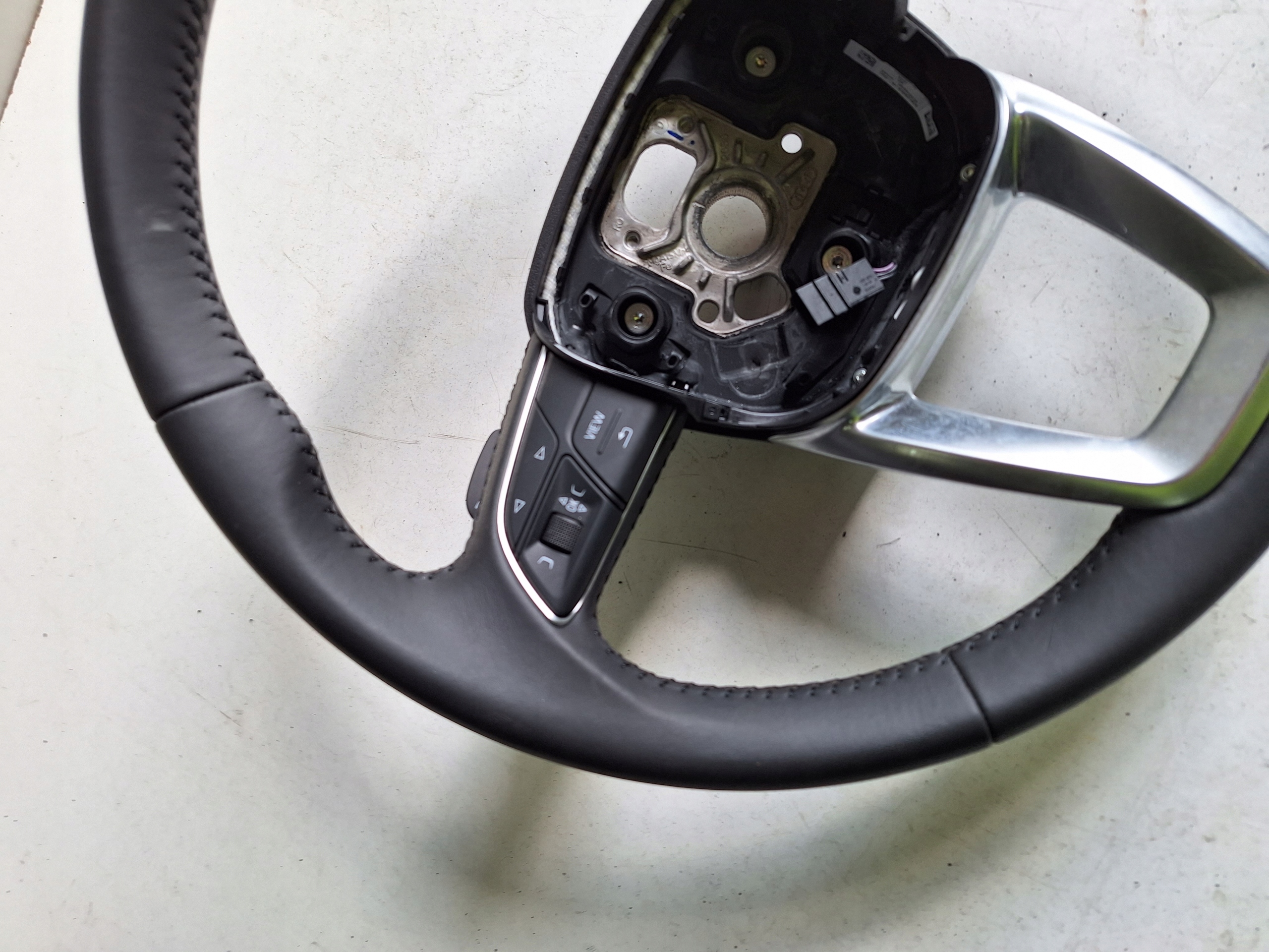 AUDI A4 B9 8W 16-20 steering wheel, + with shifting