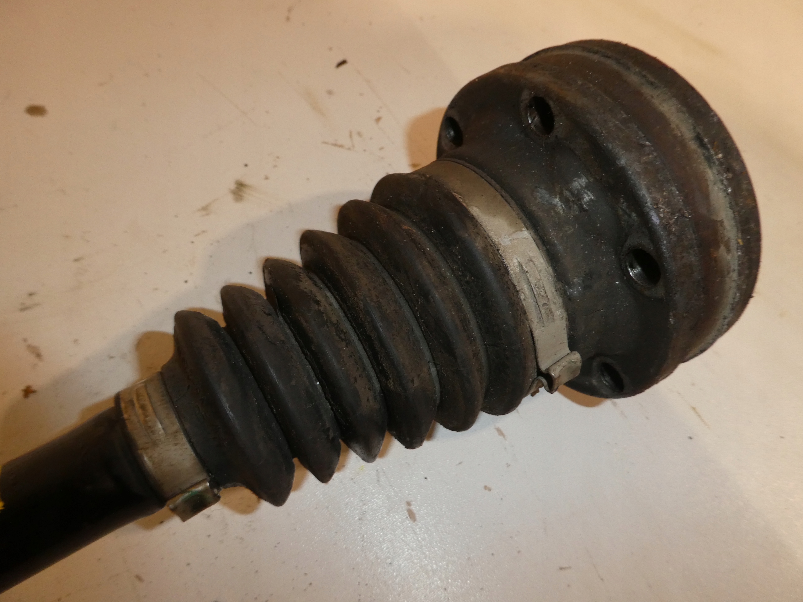 semi-axis left CADDY 2K0 2K5 LIFT 2K3407271B
