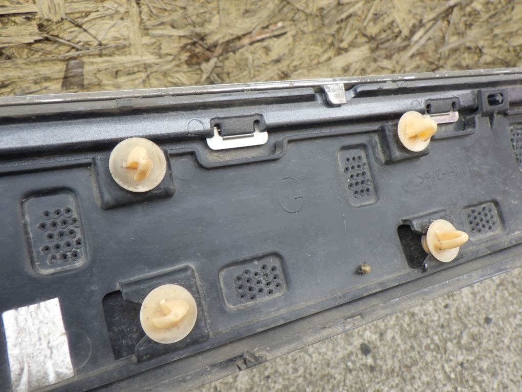 RENAULT TWINGO III 3 2014- moulding door left front