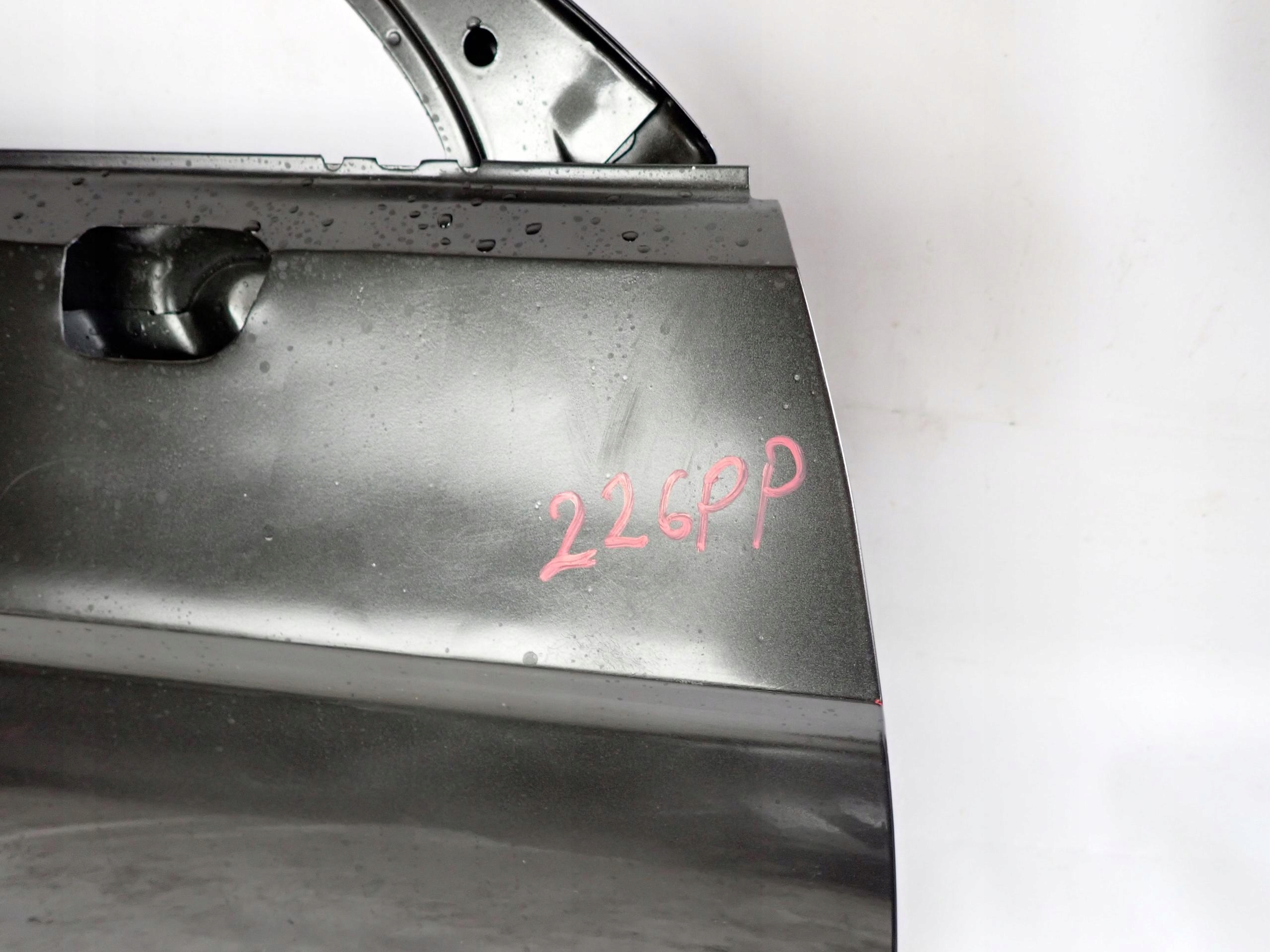 VW PASSAT B8 14- door right front front 3G0831312K