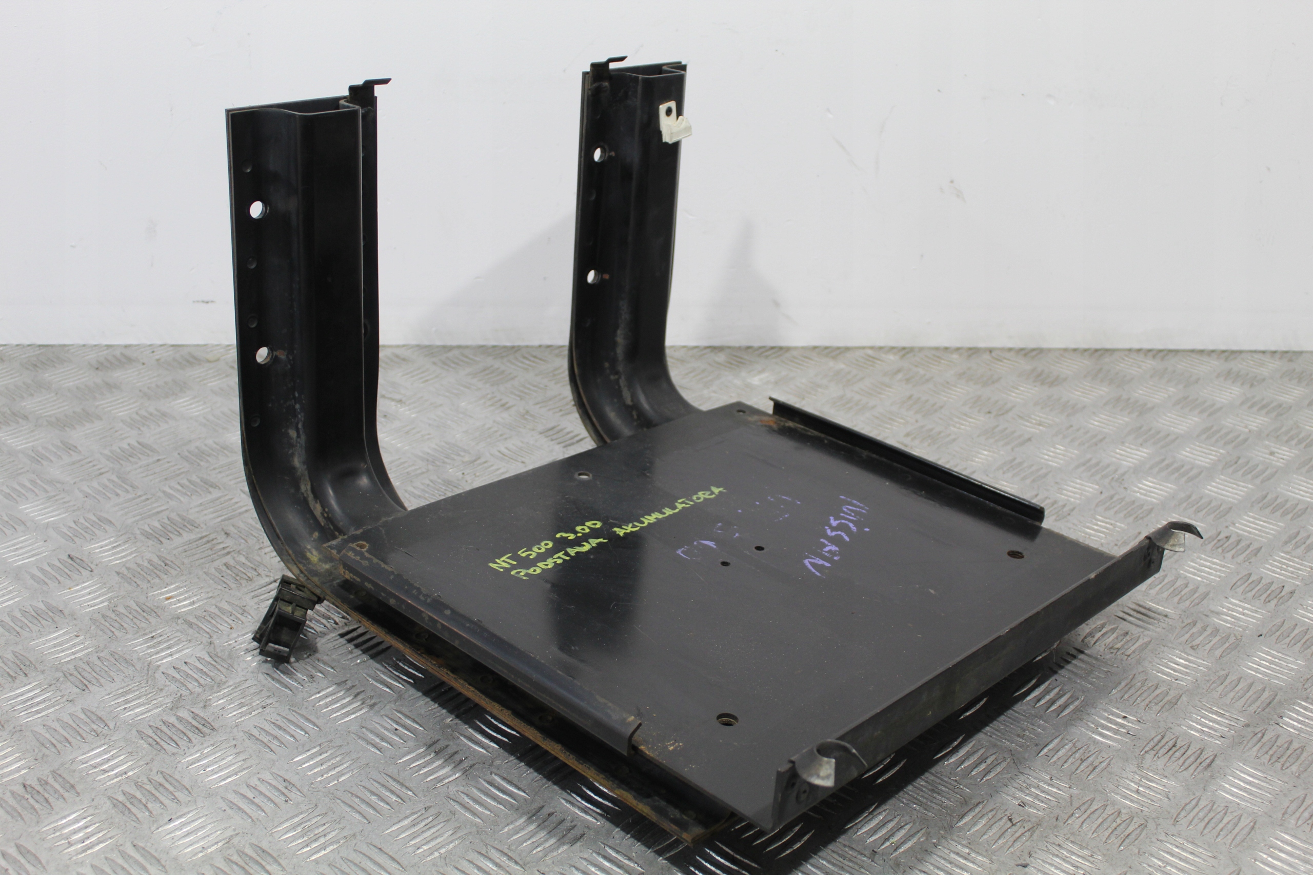 АККУМУЛЯТОР NISSAN NT500