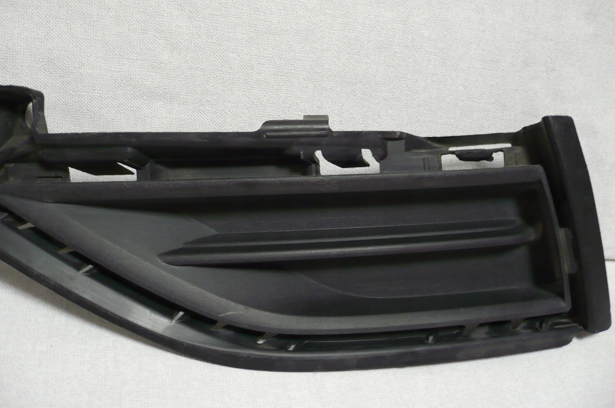VW GOLF VII 7 LIFT 2016-20 grid of a bumper left front