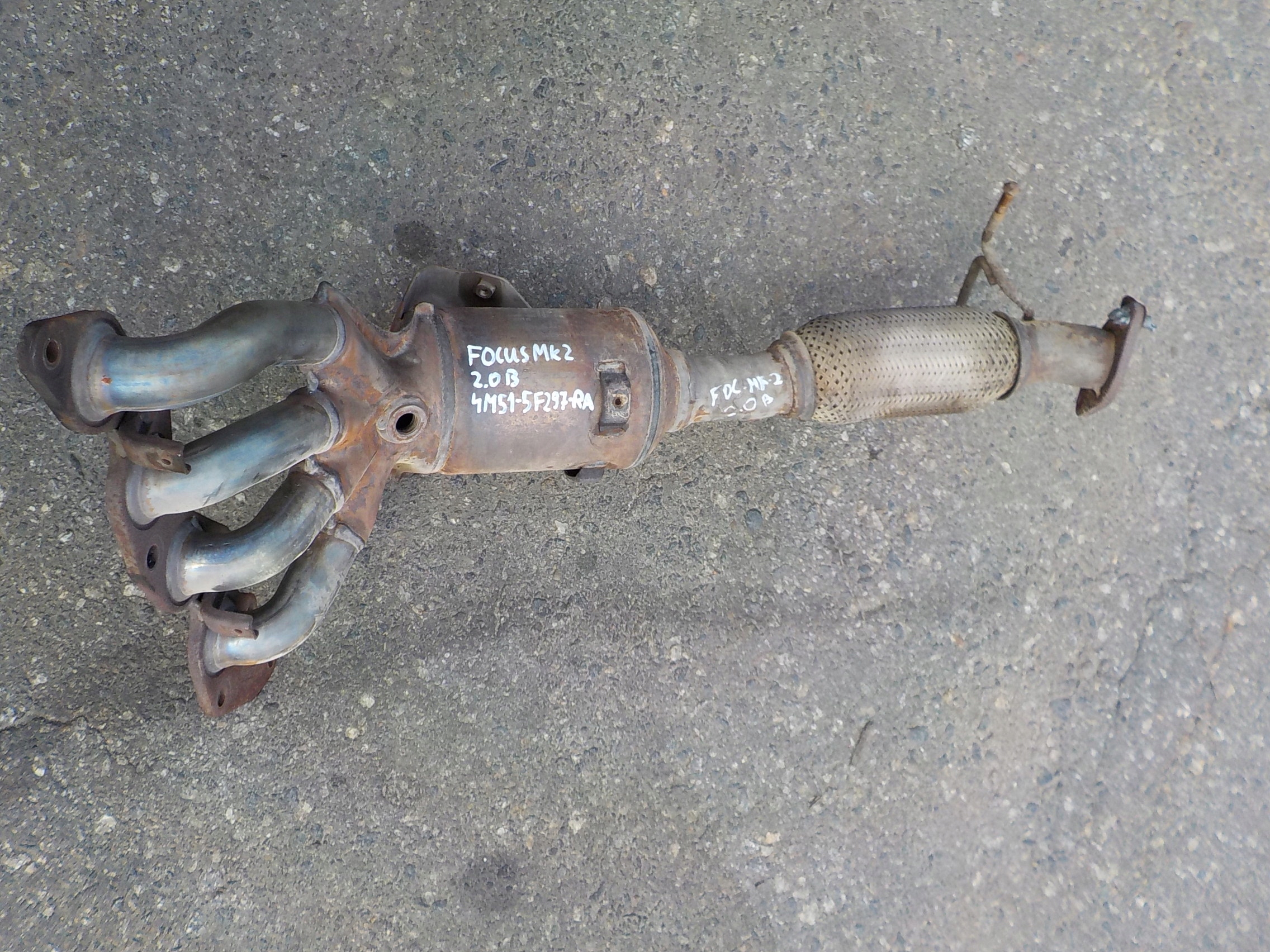 exhaust manifold catalyst ford focus mk2 2,0 16v
