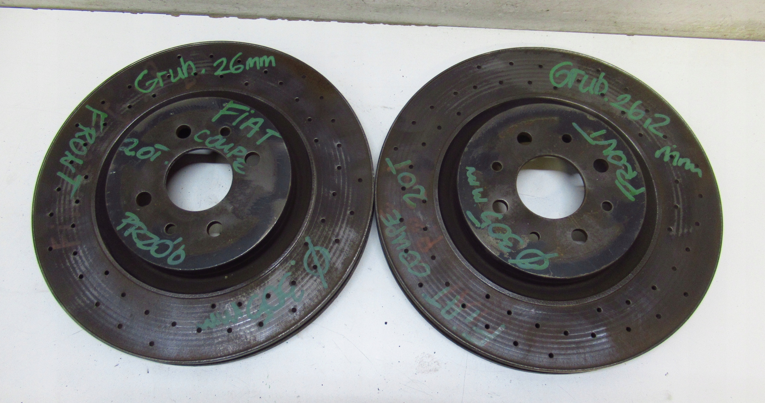 FIAT COUPE 2.0 T discs brake front KOMPLET