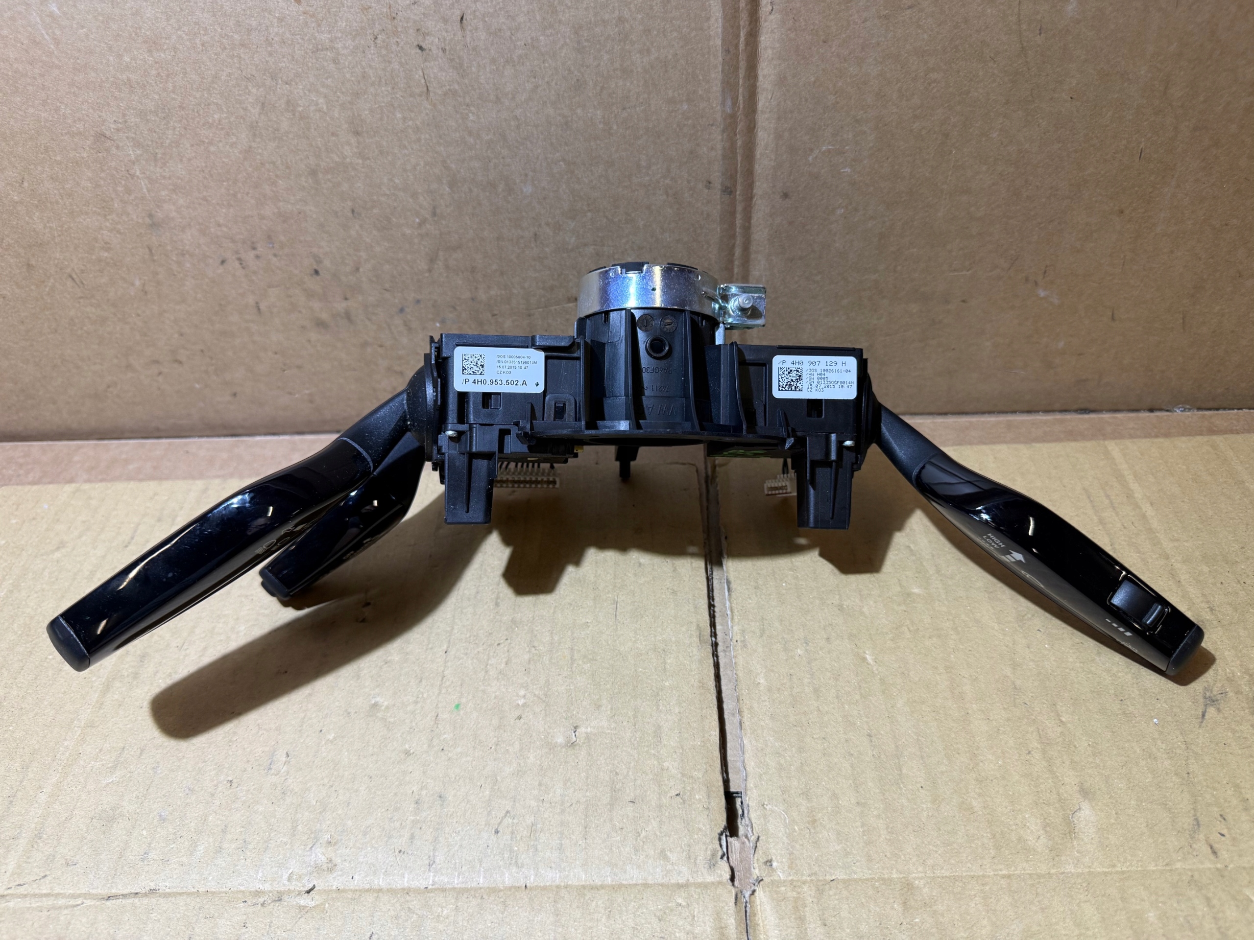 AUDI A8 D4 LIFT DEVIO LUCI TERGICRISTALLO TERGI DEVIO LUCI DEVIO 4H0907129H 4H0953502A