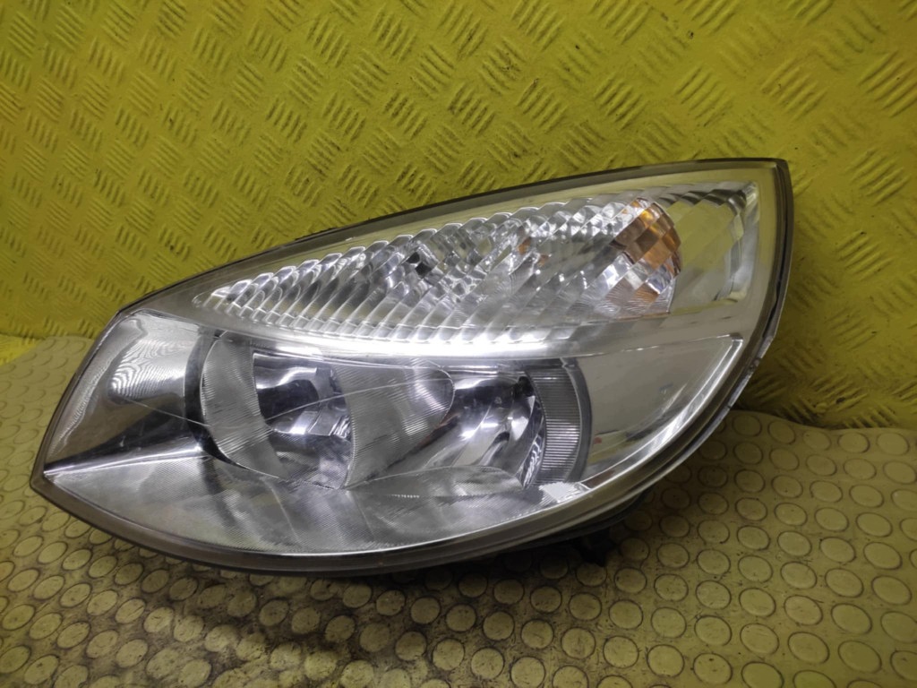 RENAULT SCENIC II REFLEKTOR light left front