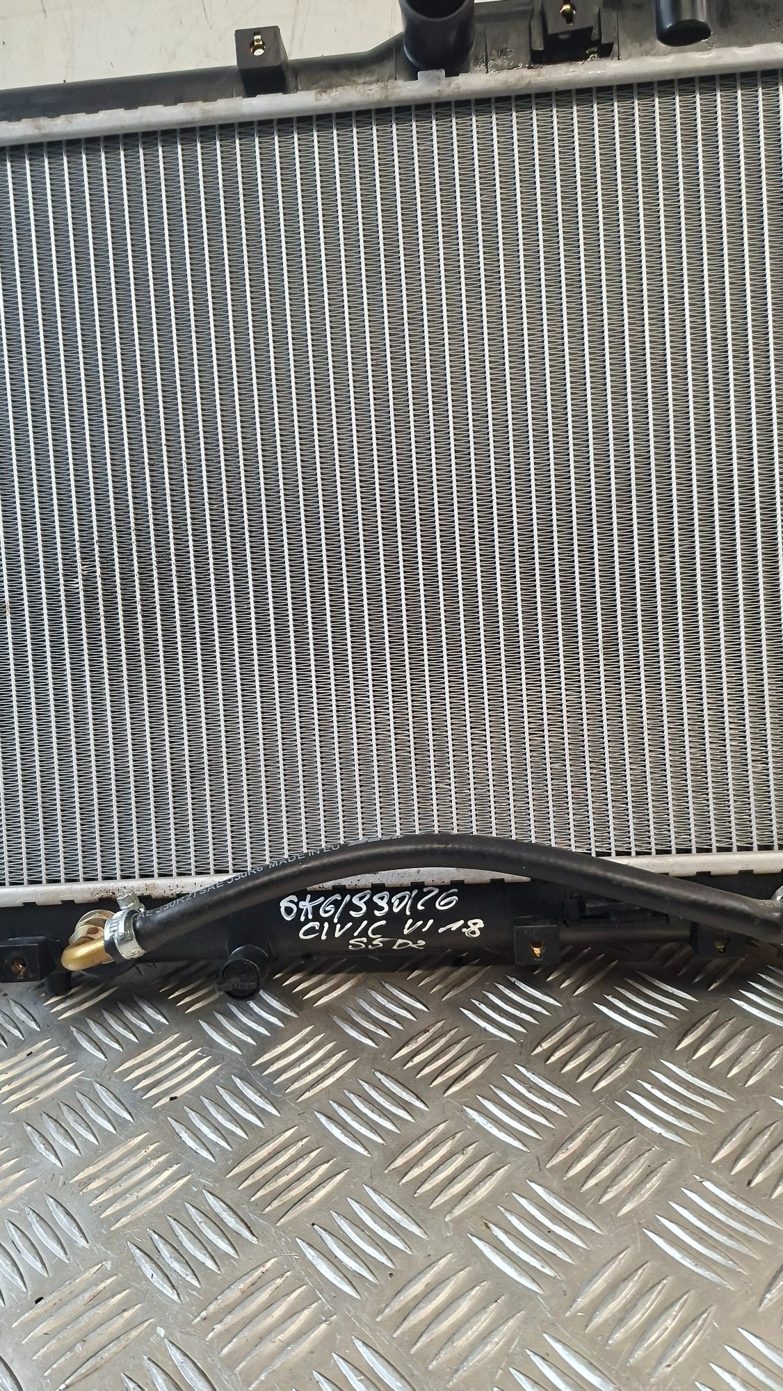 chladič vody HONDA ACCORD VI 1.8
