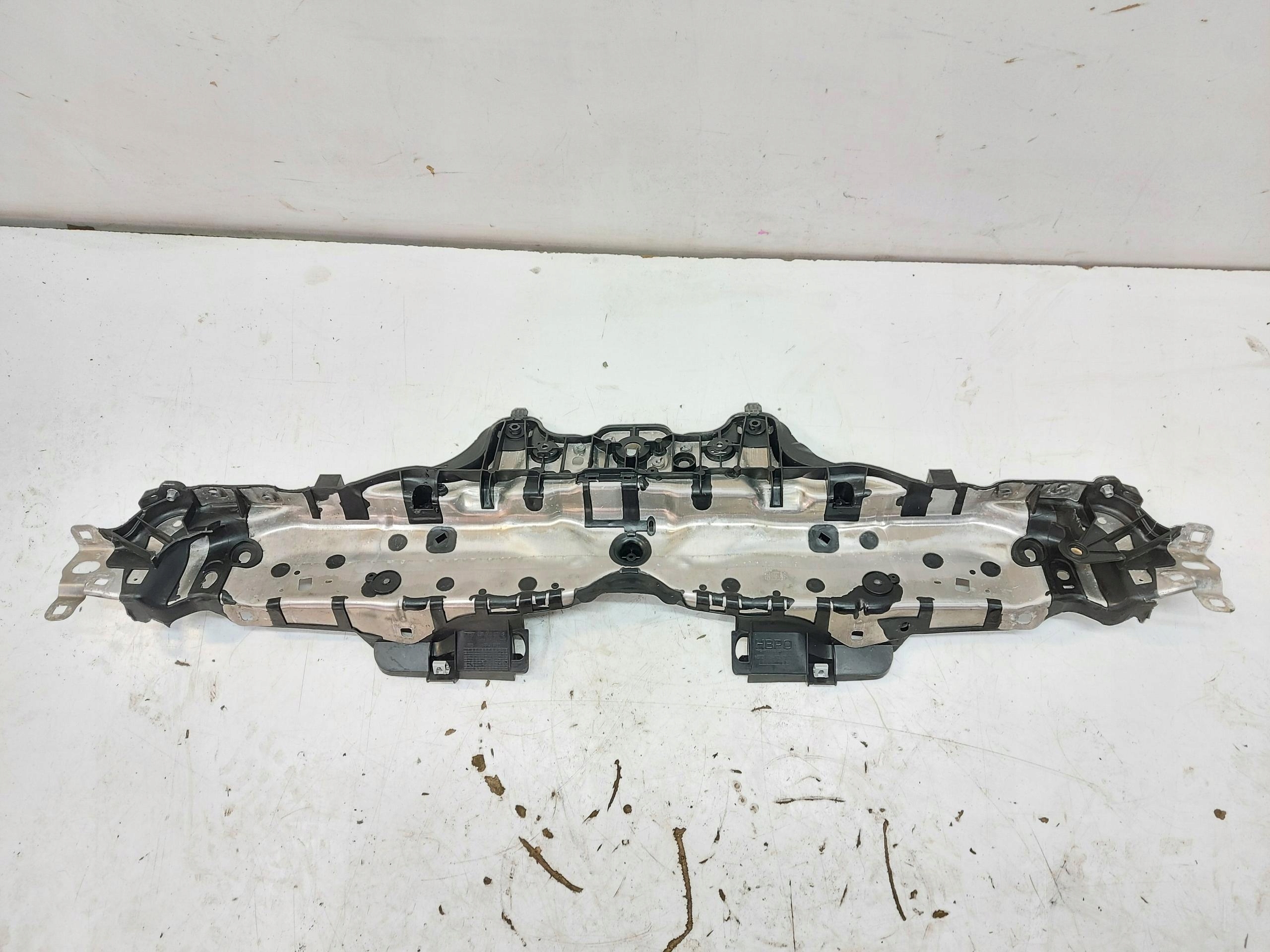 Porsche Macan Turbo II LIFT 2020 bar, wall front upper 95b805931g