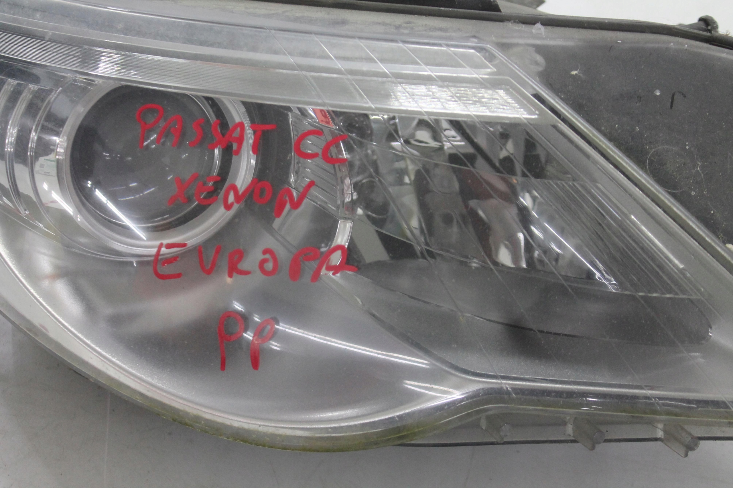 light right front BI-XENON 3C8941752C VW PASSAT CC 08-16 EURO