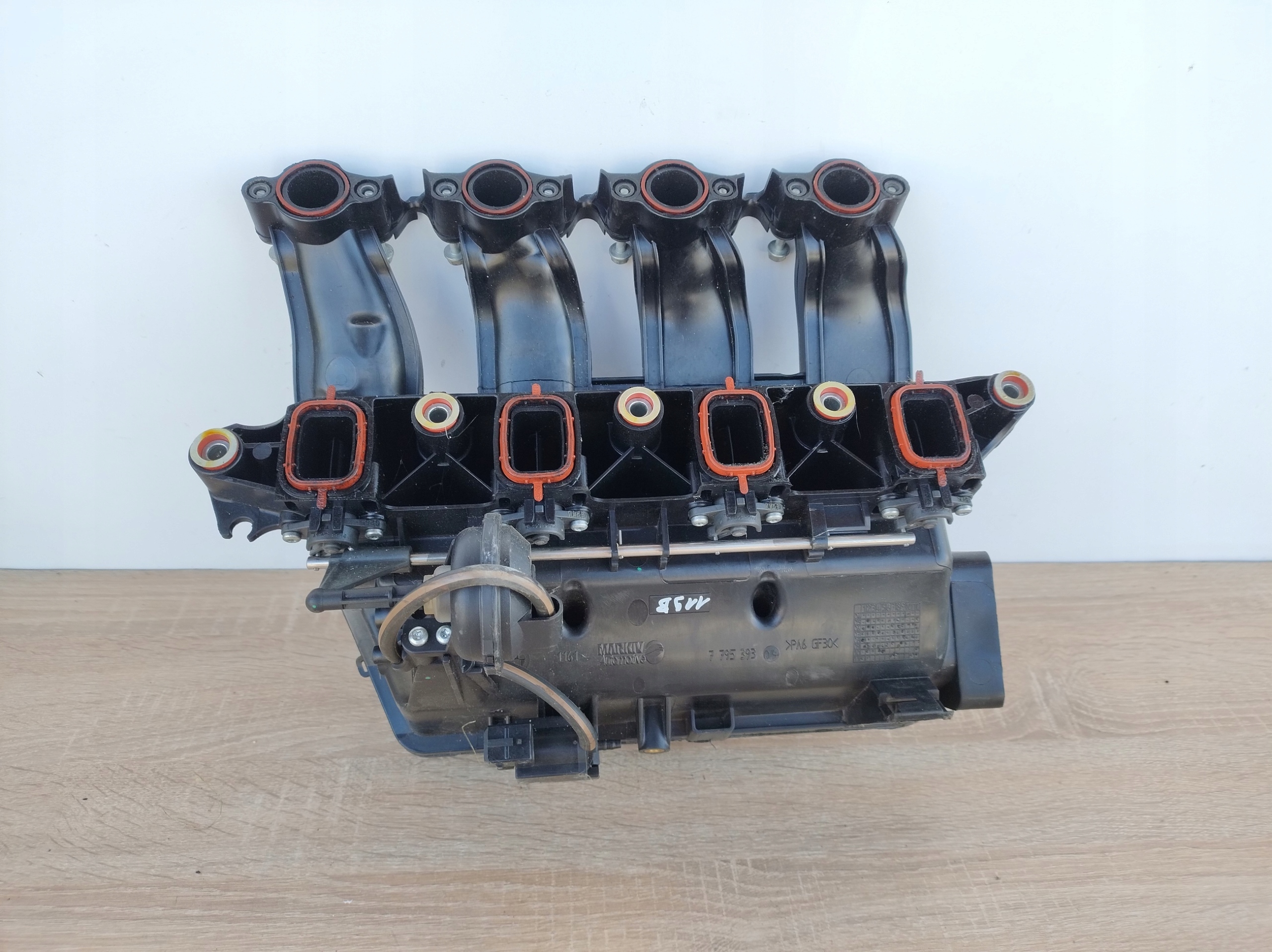 intake manifold BMW E60 E90 E87 E83 2.0D 7795393 K137/839