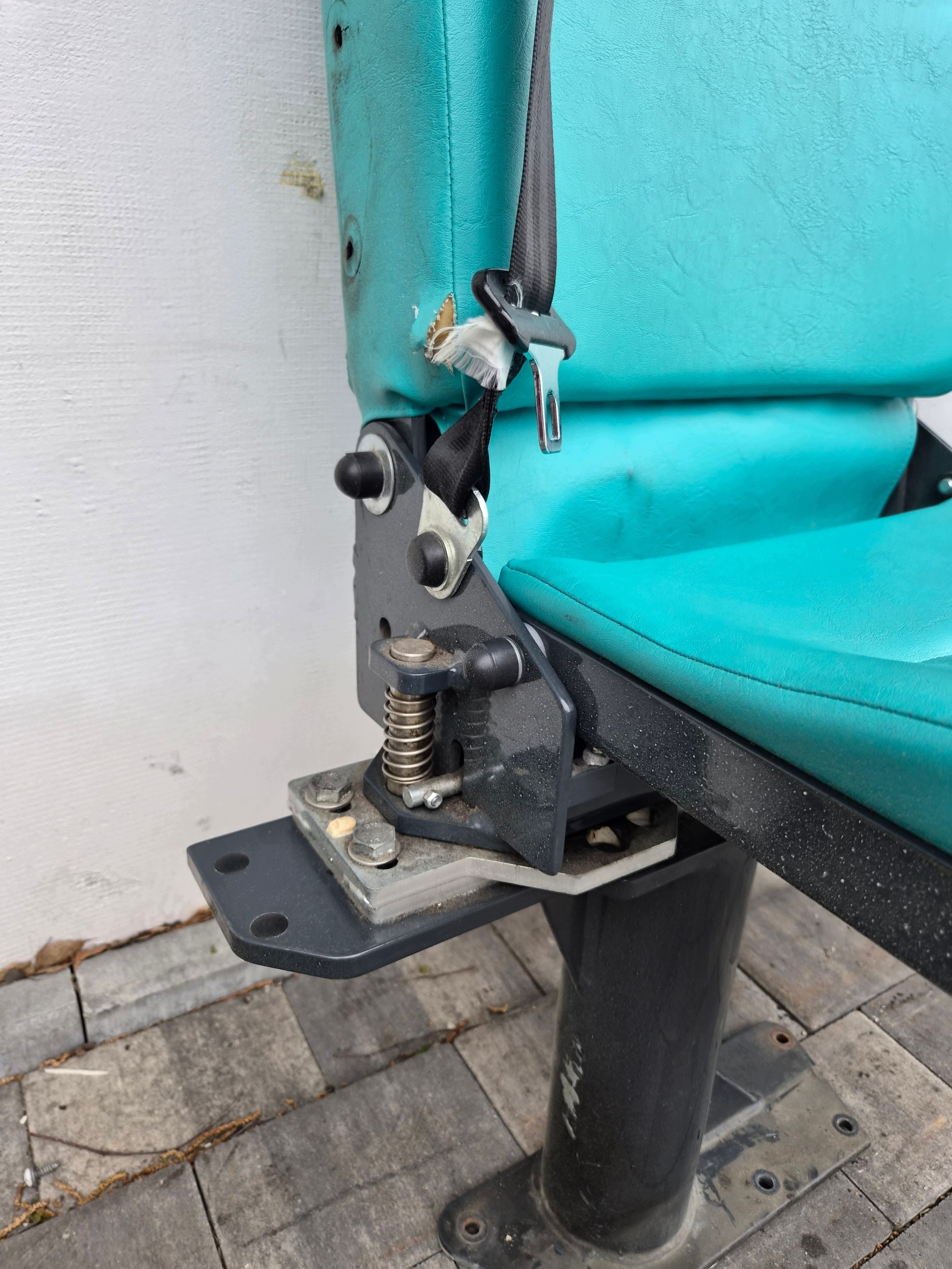 Sitz in das Auto pojedynczy Sitz koziolek z karetki VW