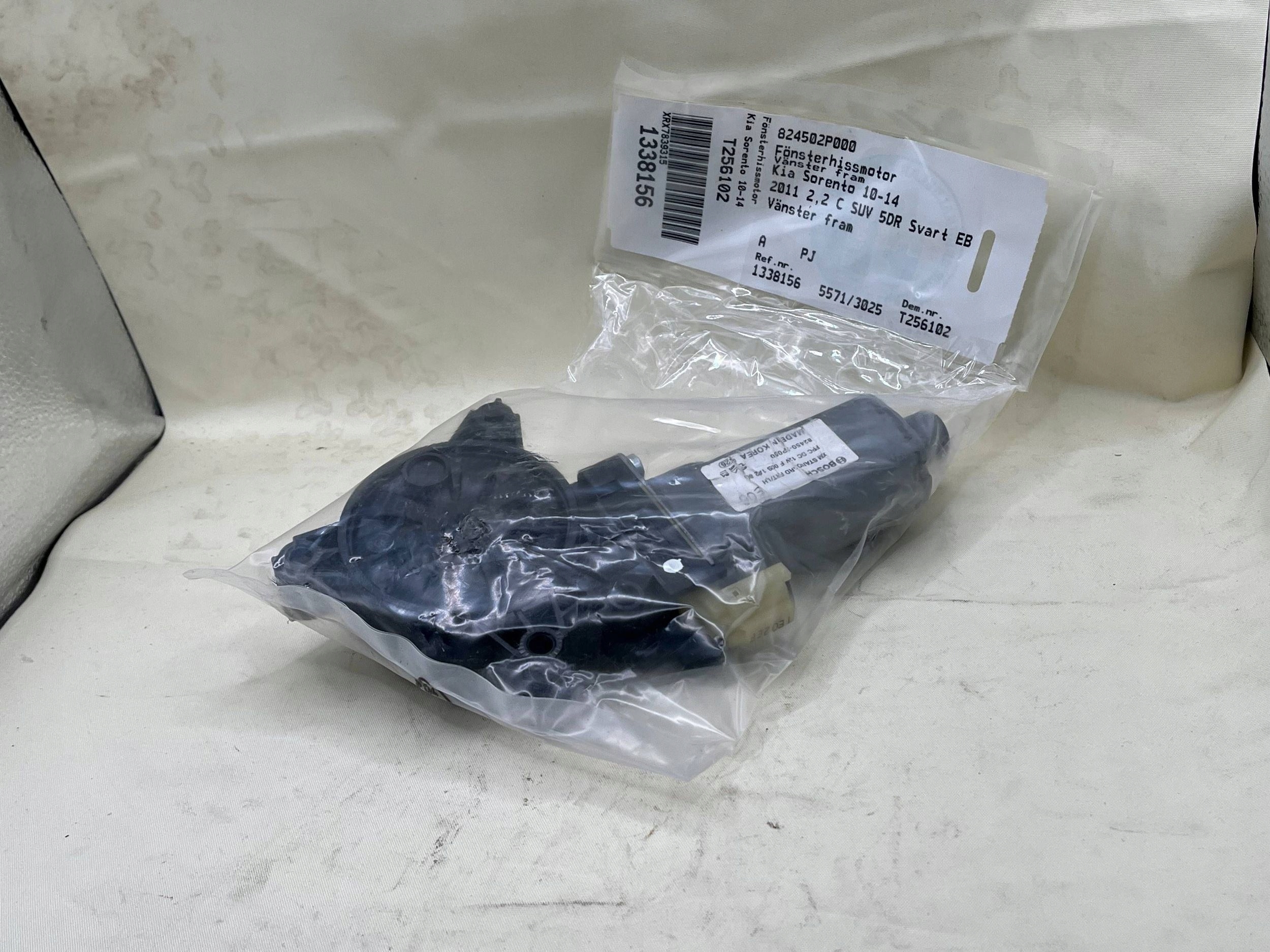 824502P000 mini motor lifting windows left front KIA SORENTO !J