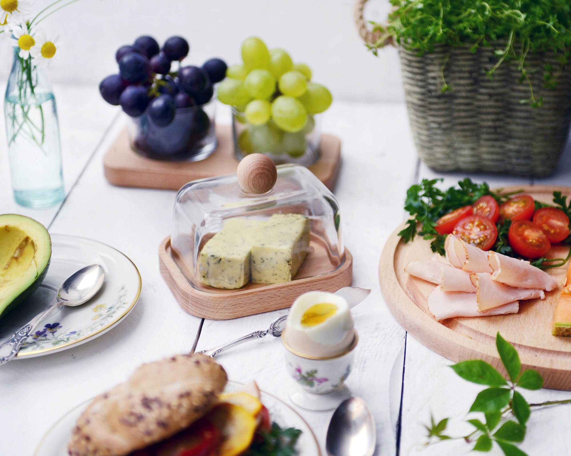 Maselniczka maselnica drewniana pojemnik na masło Kształt prostokątny