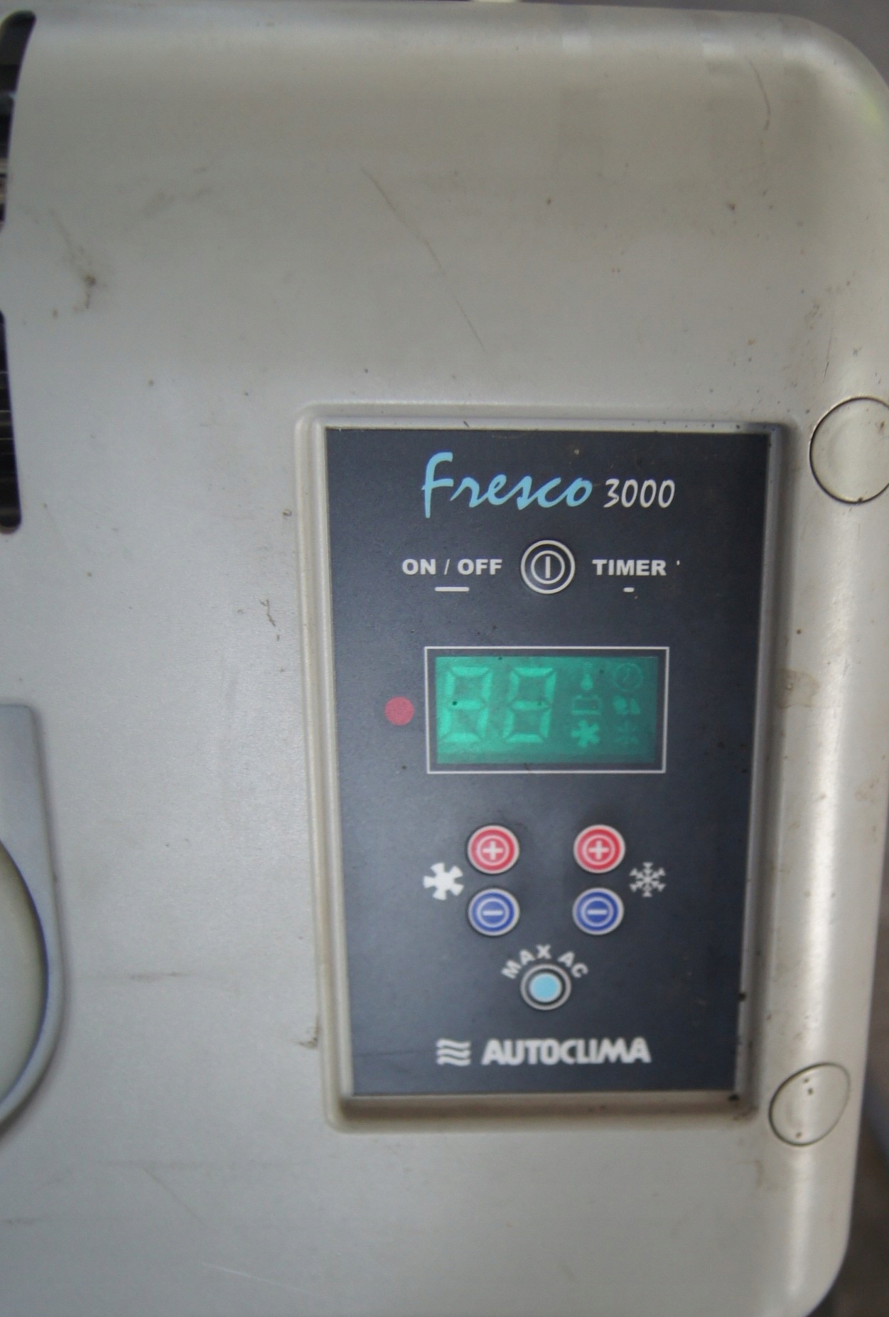 KLIMATYZACJA POSTOJOWA AUTOCLIMA FRESCO 3000 Car type Trucks Undefined