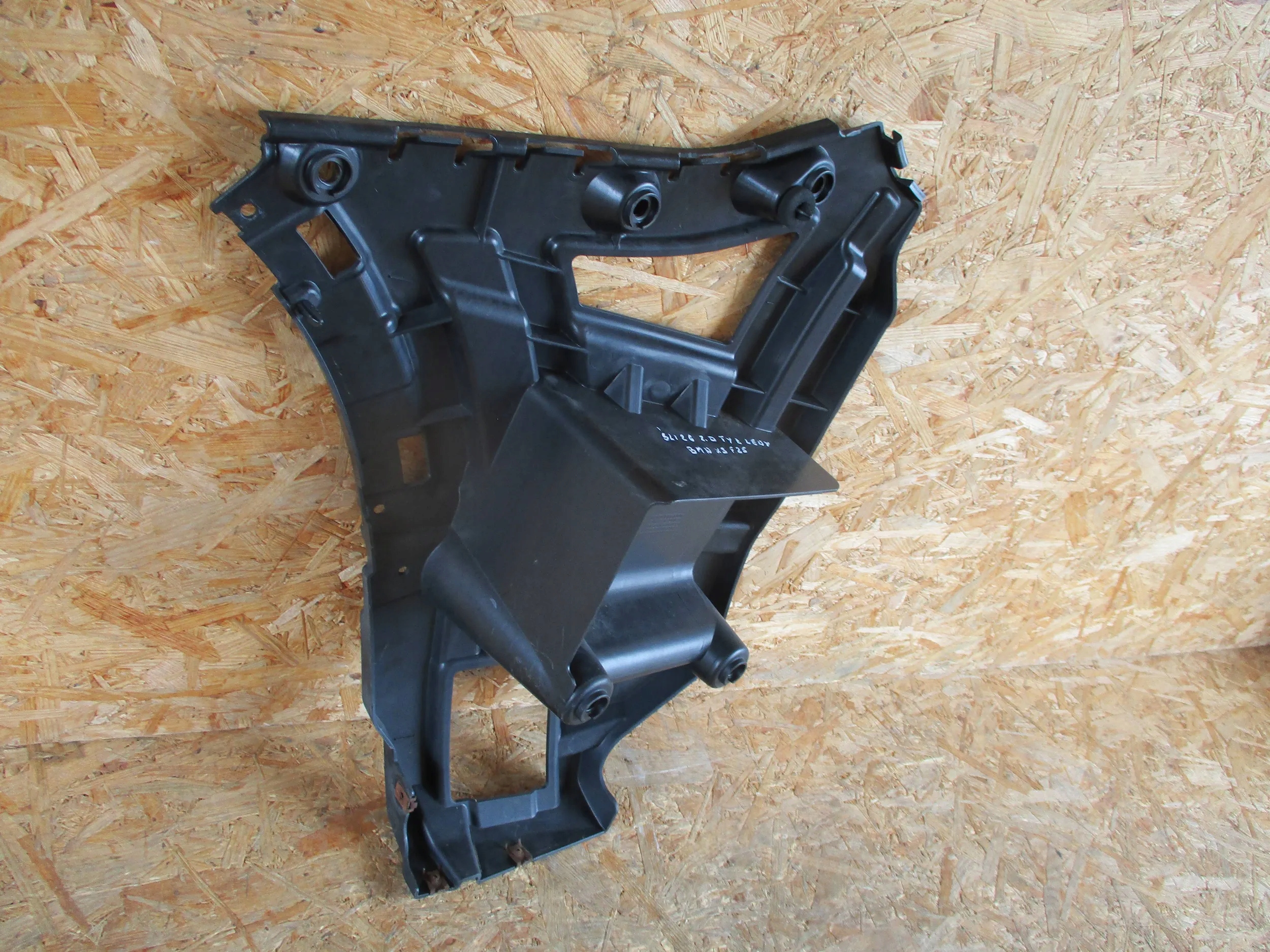 bumper bracket rear part left BMW X3 F25