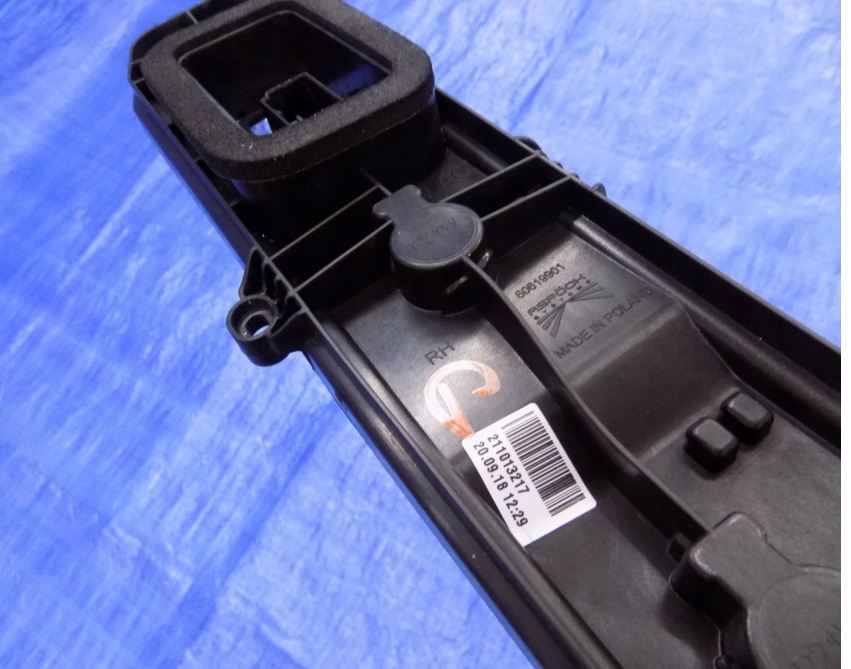 light housing right rear part VW CRAFTER II MAN 60619901