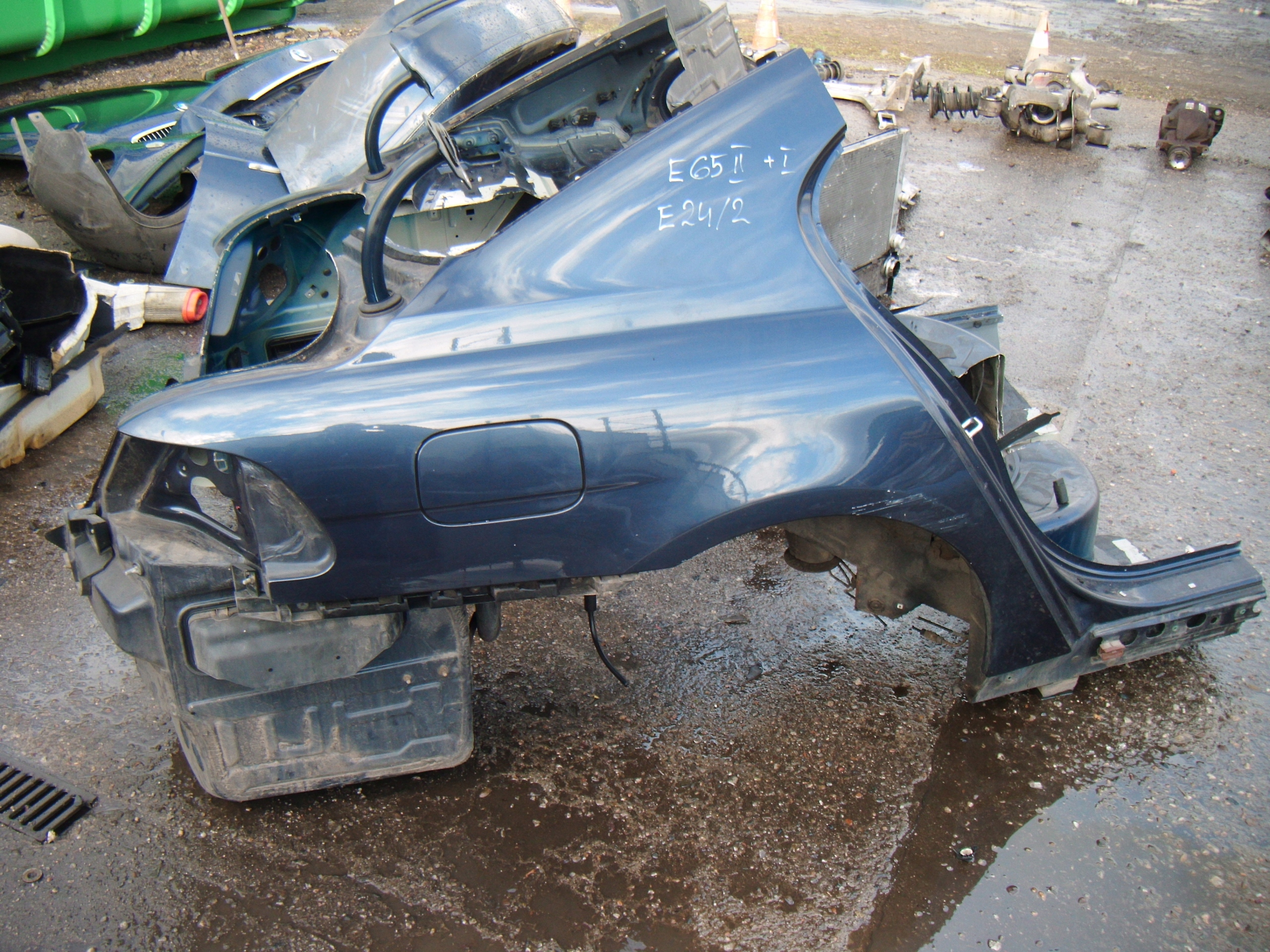 BMW 7 IV E65 LIFT 05-08 BŁOTNIK ĆWIARTKA PRAWY TYŁ 482/5