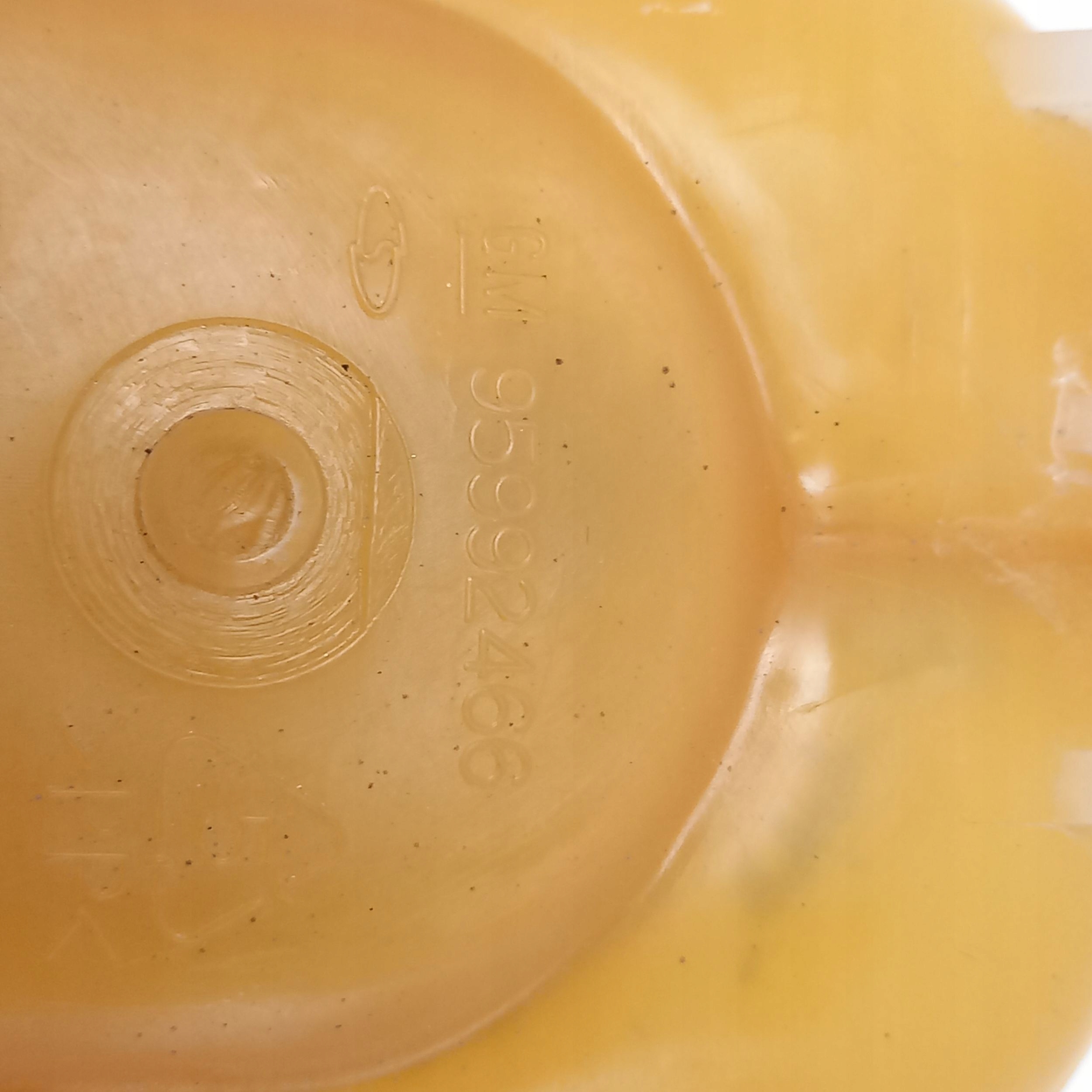 2010 Chevrolet SPARK бачок тормозной жидкости 95992466