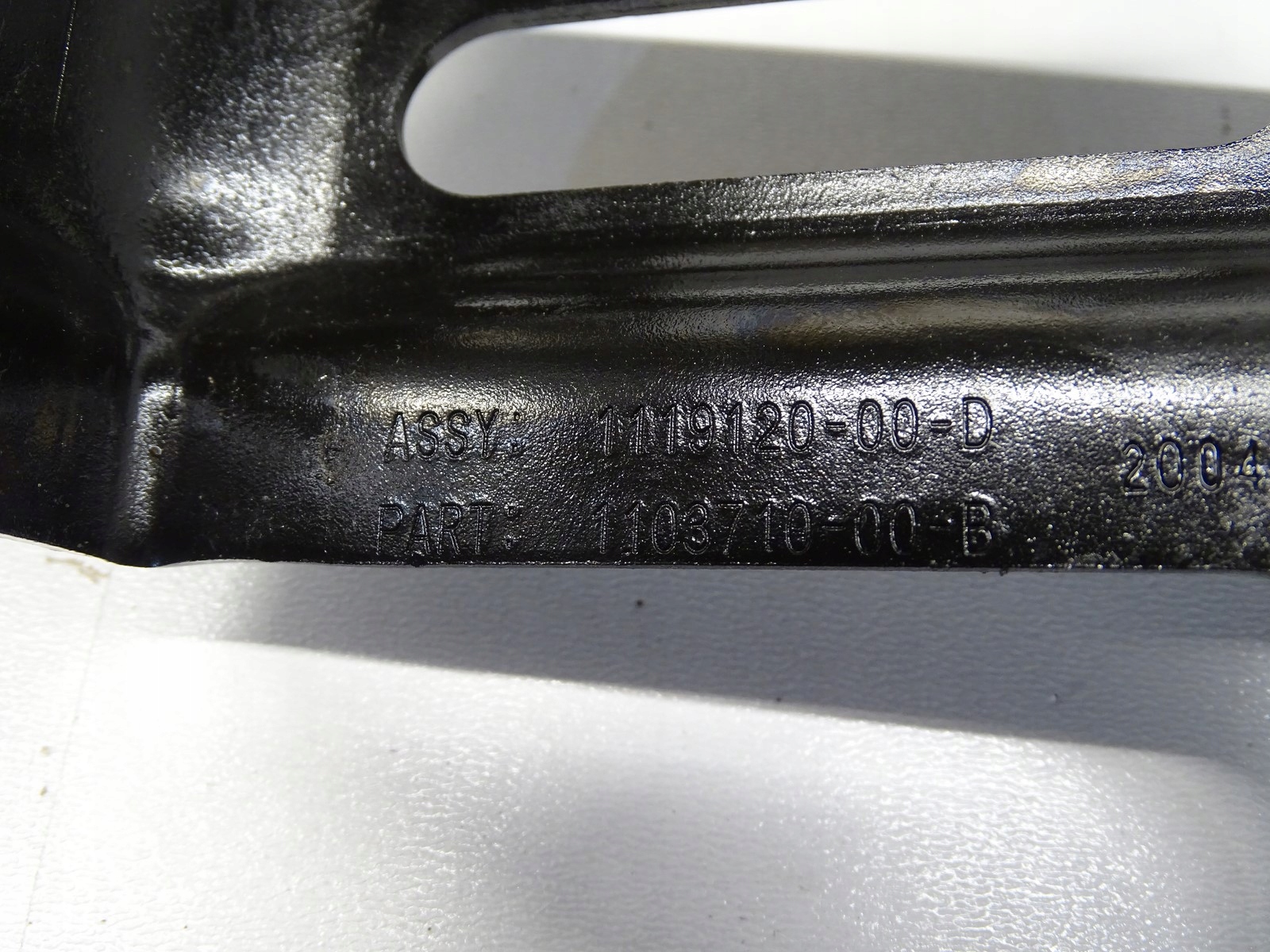 držač držač akumulatora TESLA MODEL 3 1119120-00-D