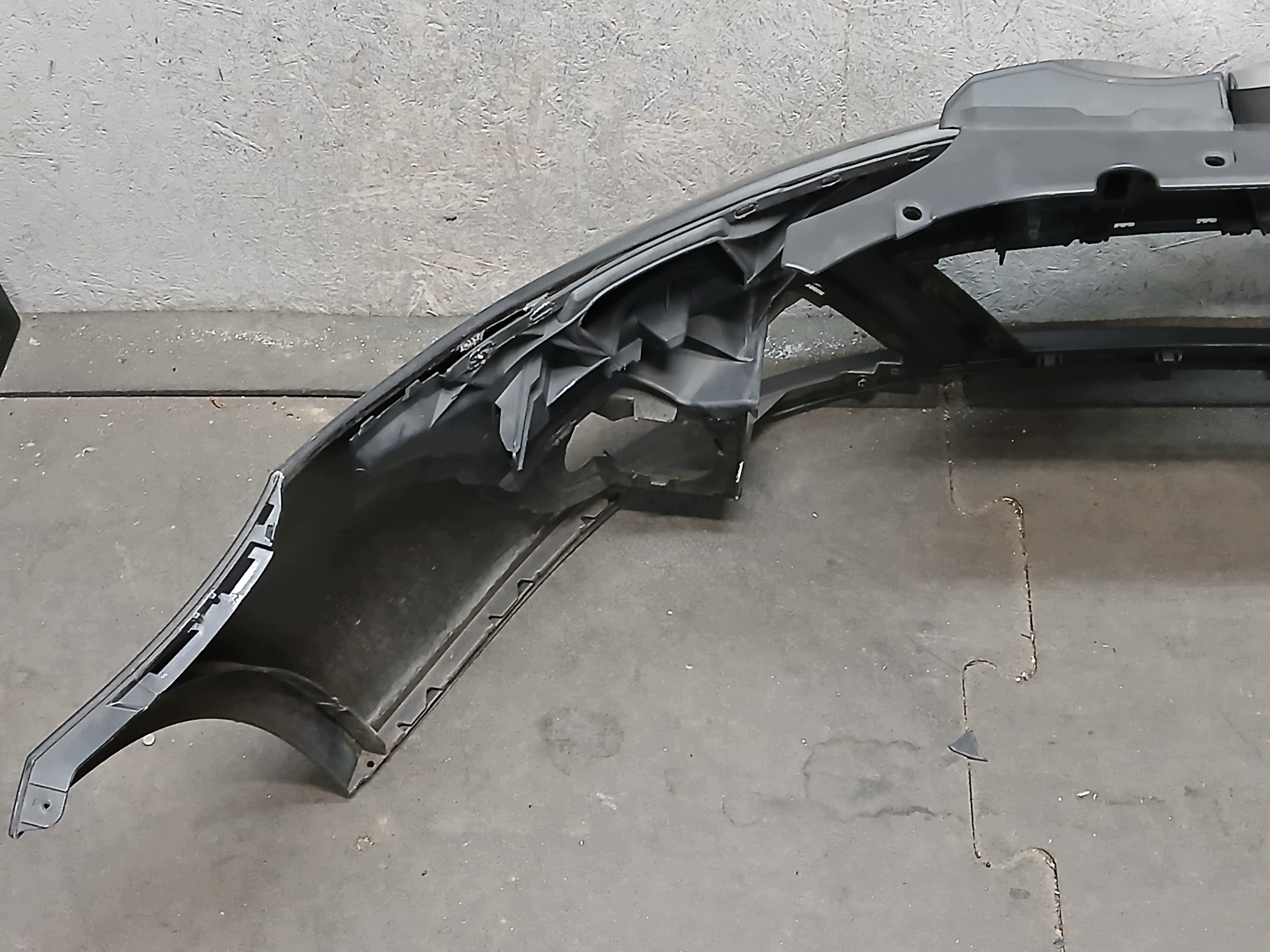 nárazník predok SEAT ALTEA 5P LIFT 09-14