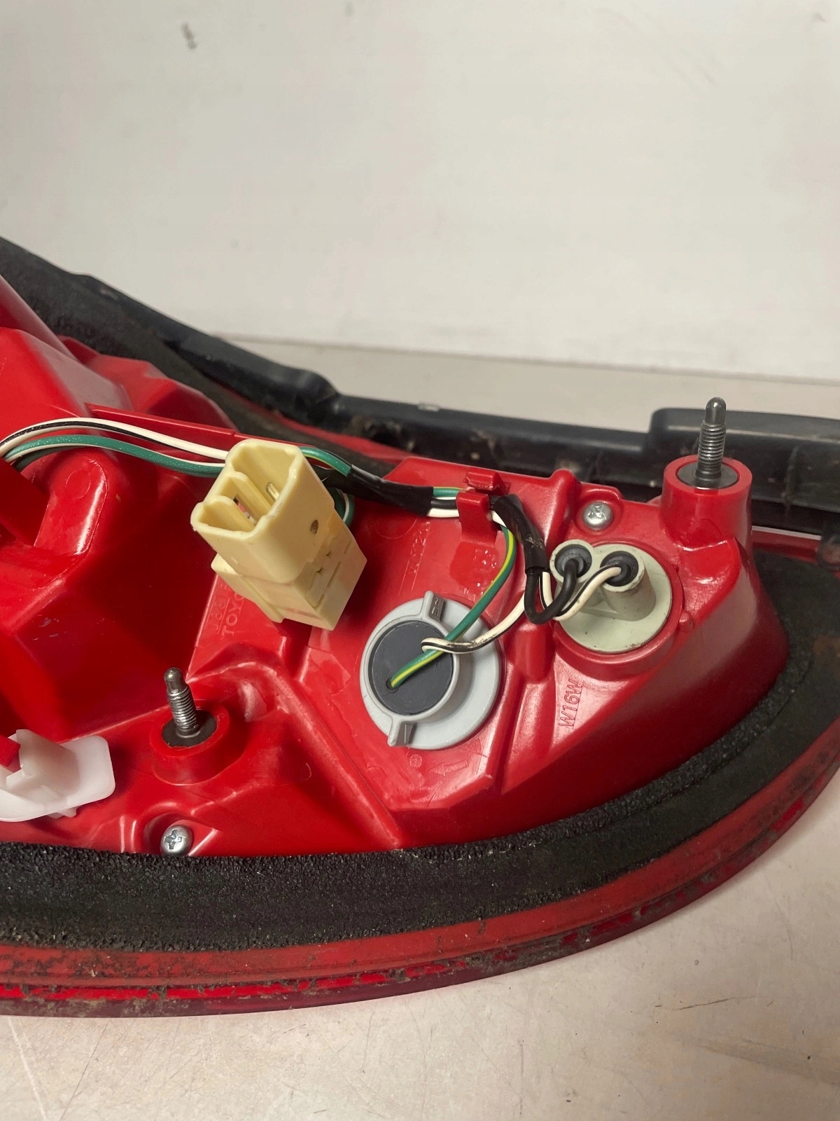 light rear part rear right Toyota Rav4 III