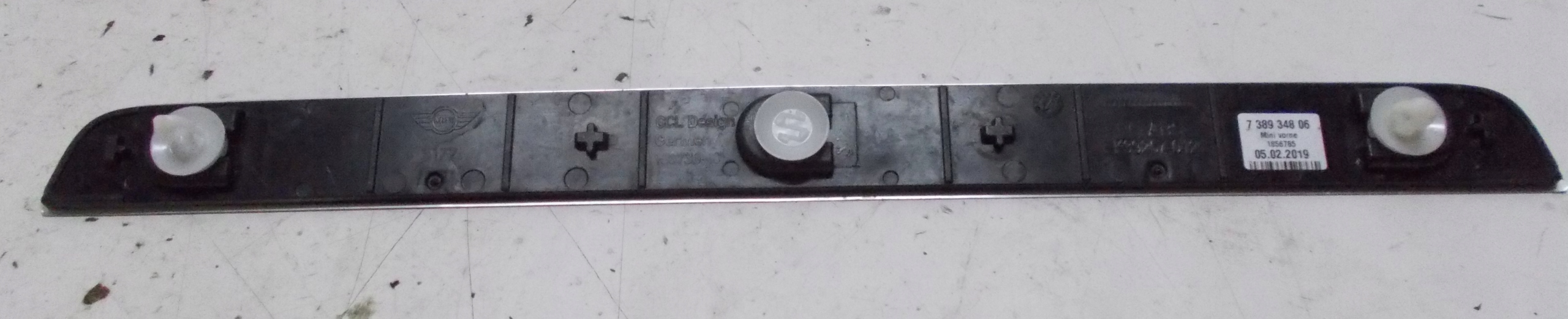 MINI COUNTRYMAN 19R cap threshold moulding right front 7389348