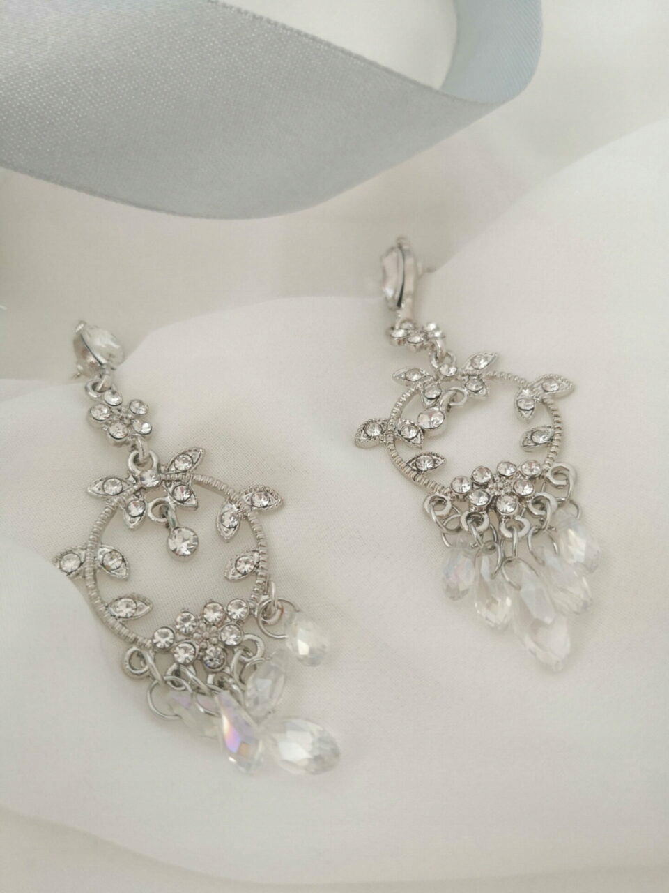 Kolczyki Silver Glow Materiał Inny