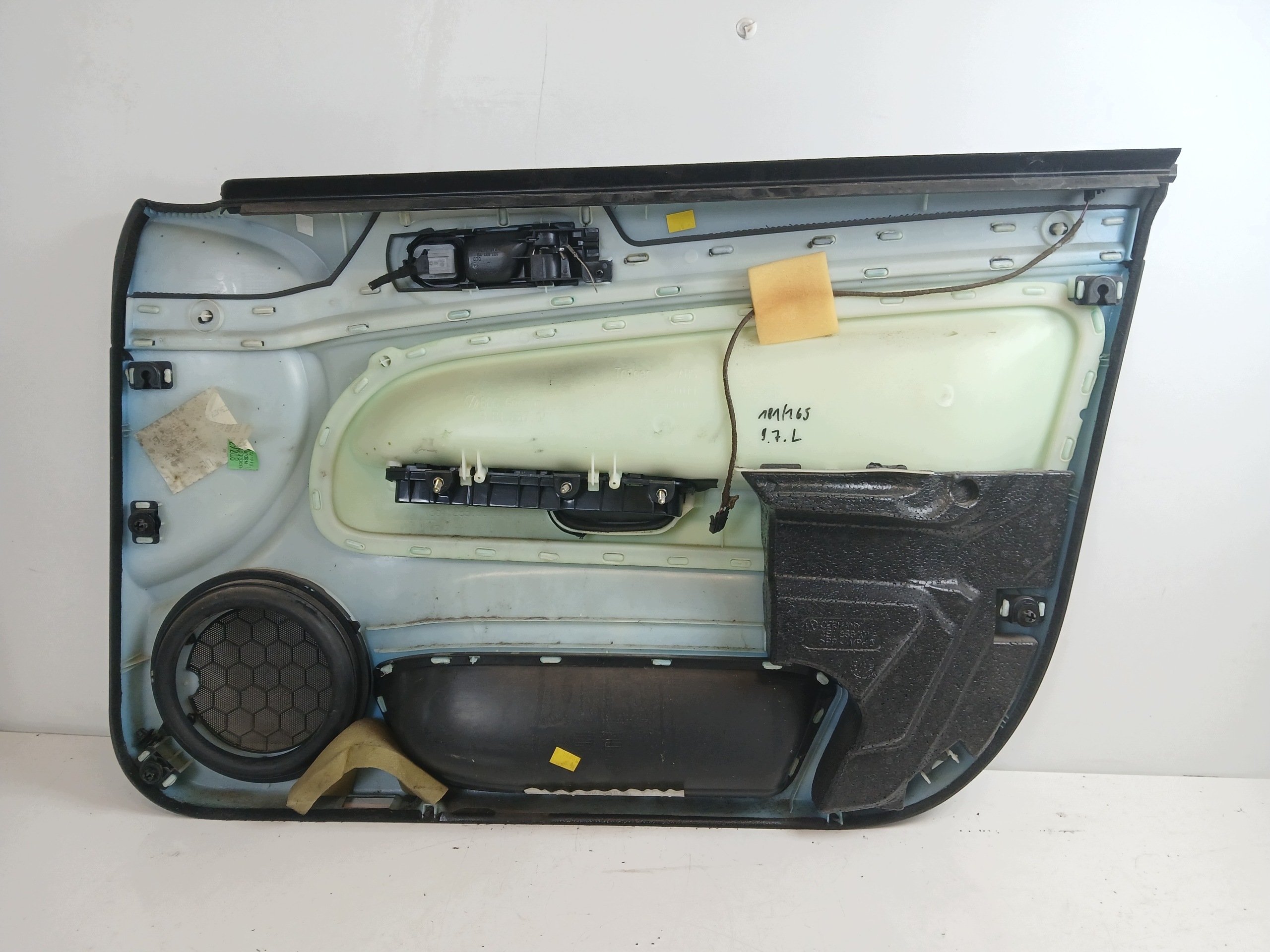 VW PASSAT B5 side door left front leather