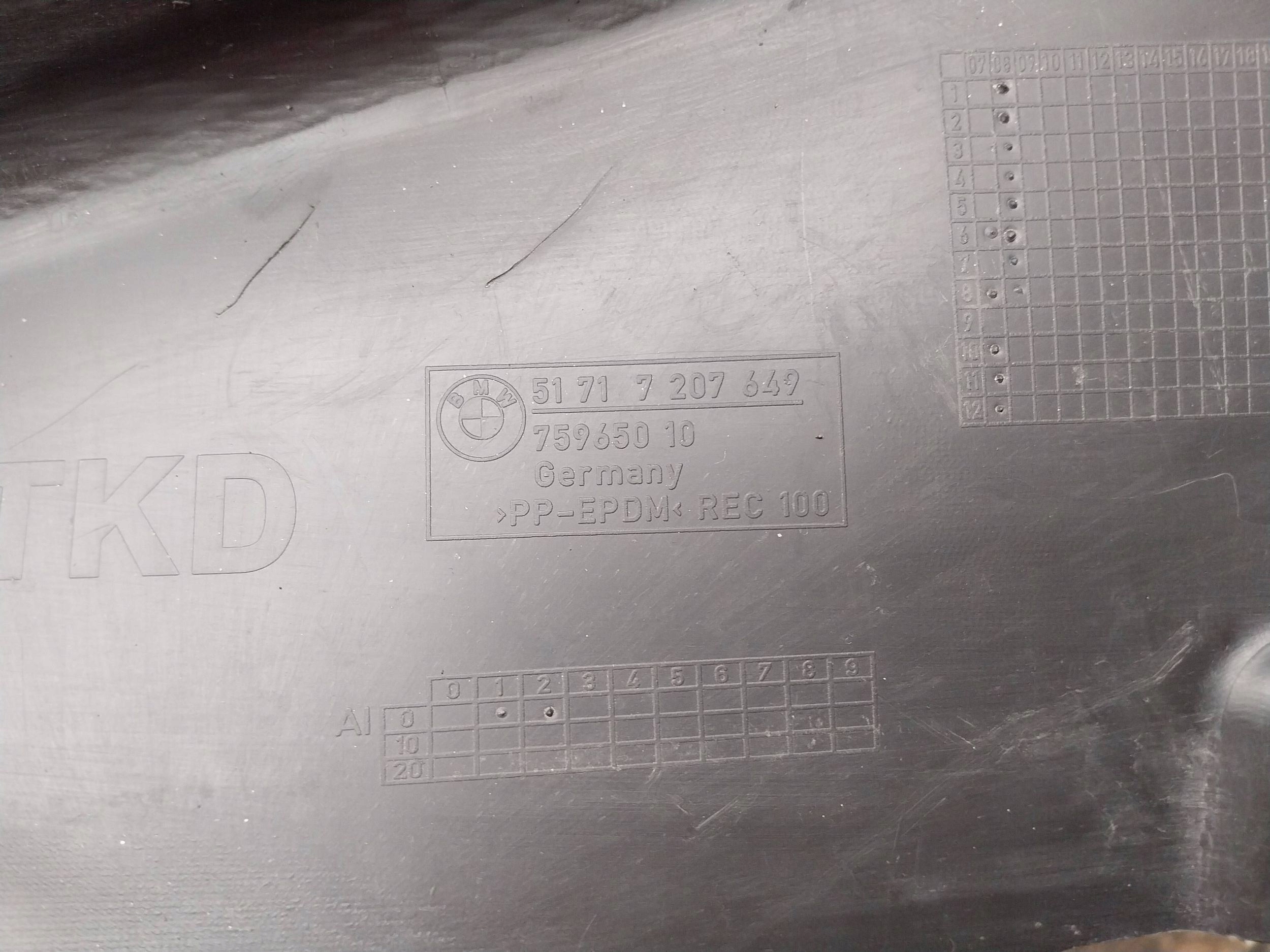 belsösárvédö bal eleje 7207649 BMW E82 E88
