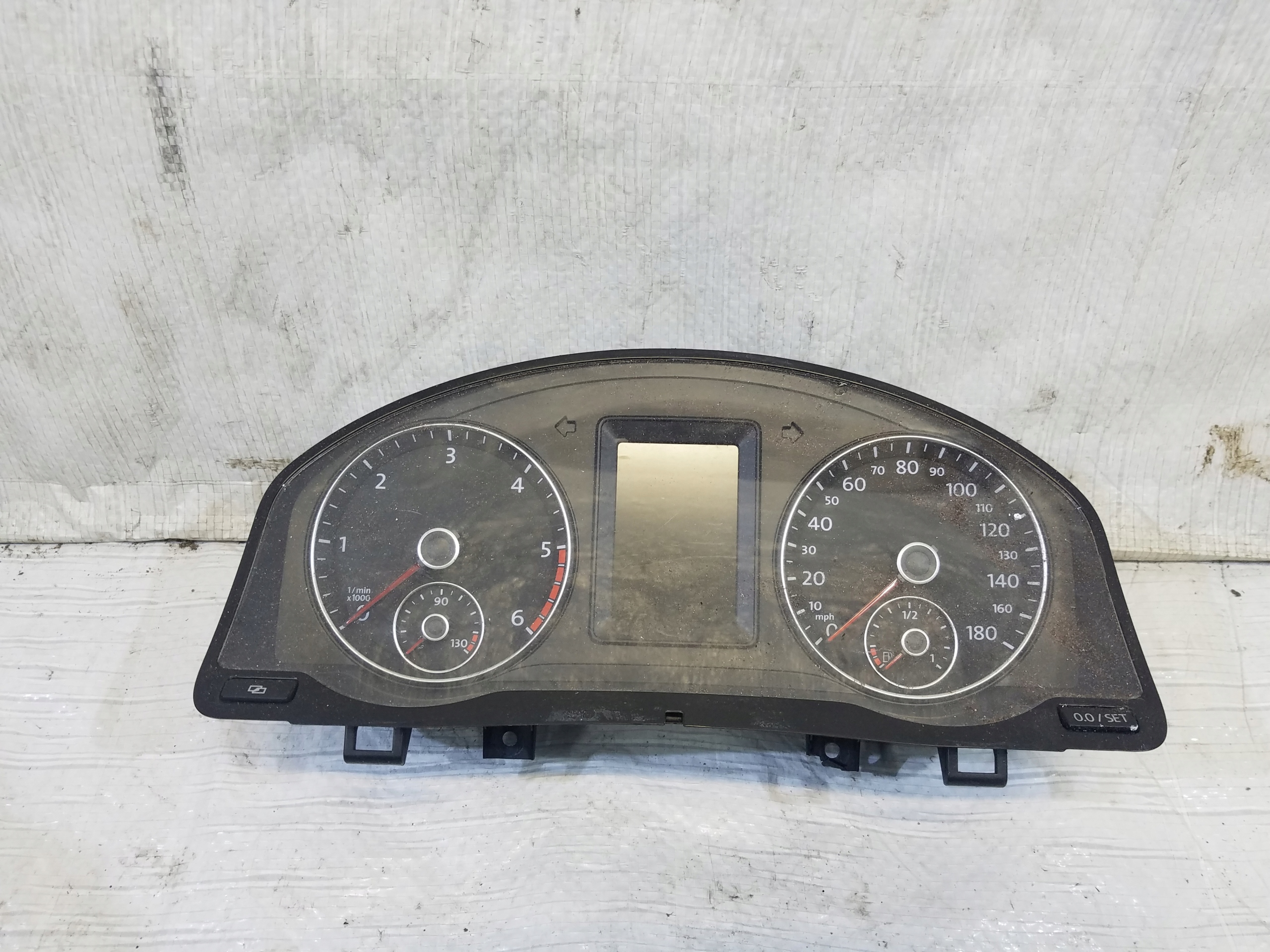 ЛІЧИЛЬНИК ГОДИННИК VW SCIROCCO 2.0 TDI 1K8920972A