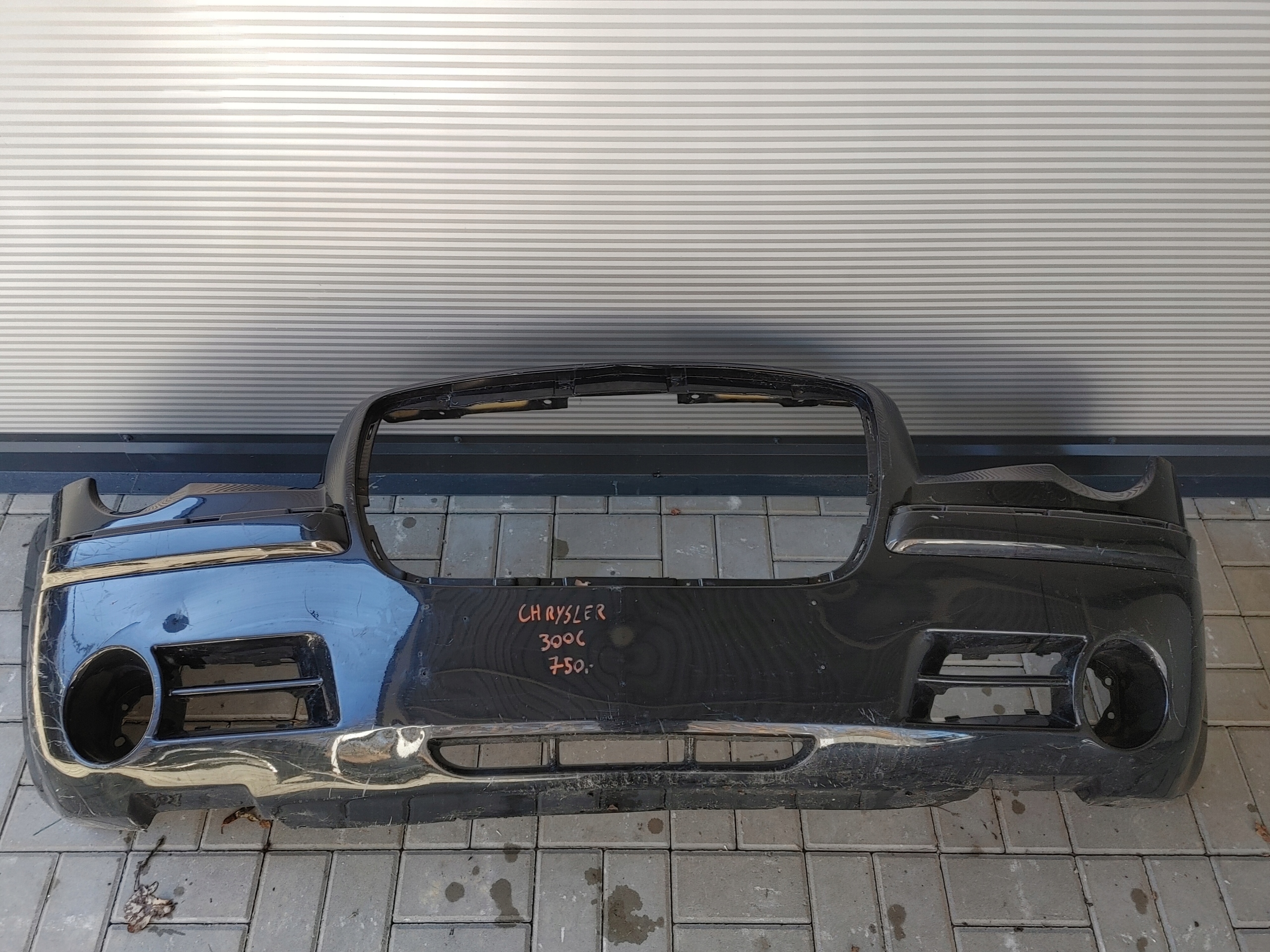 Chrysler 300c 04-10 front bumper