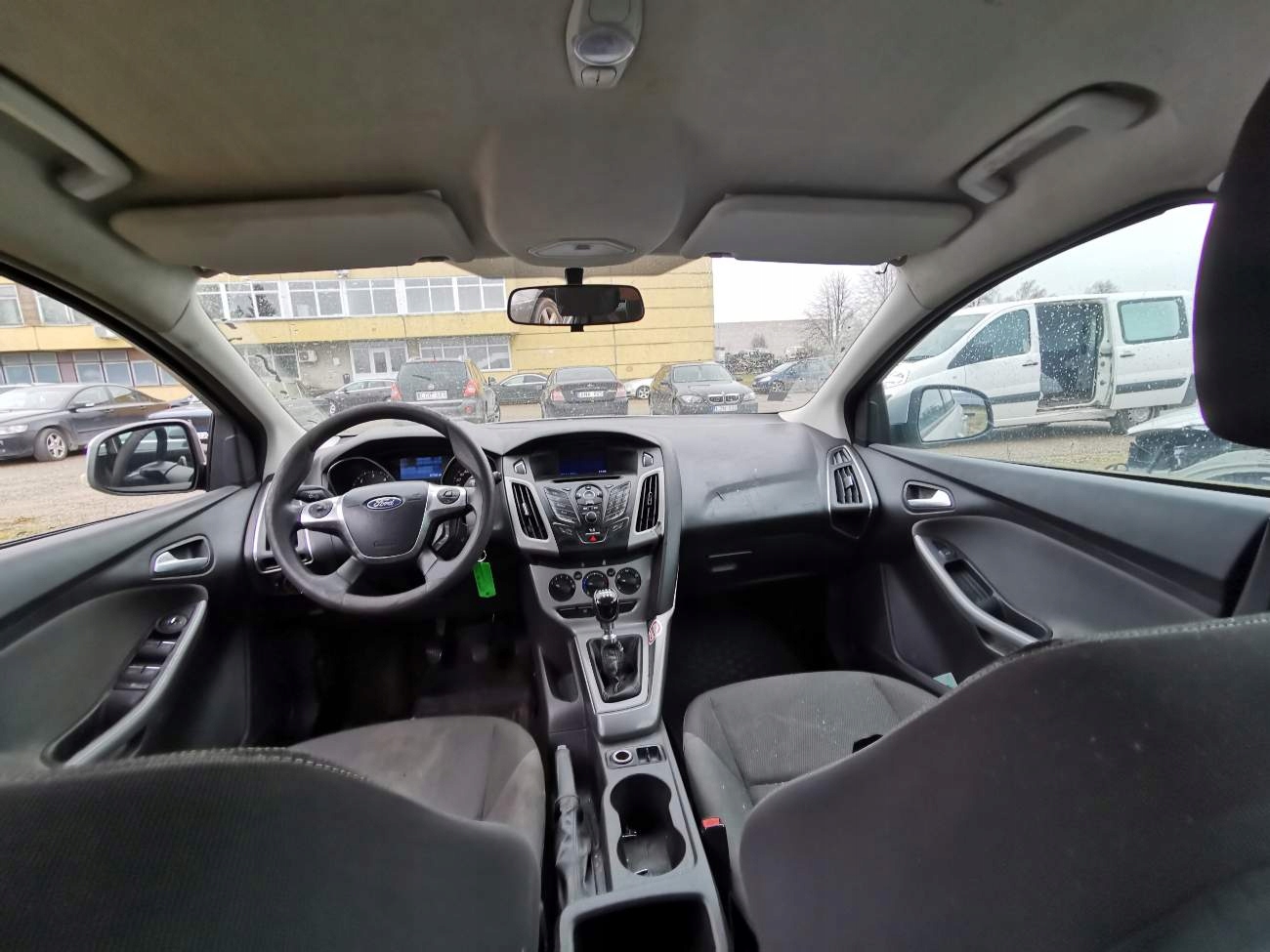 FORD Focus генератор 2011 1.6л