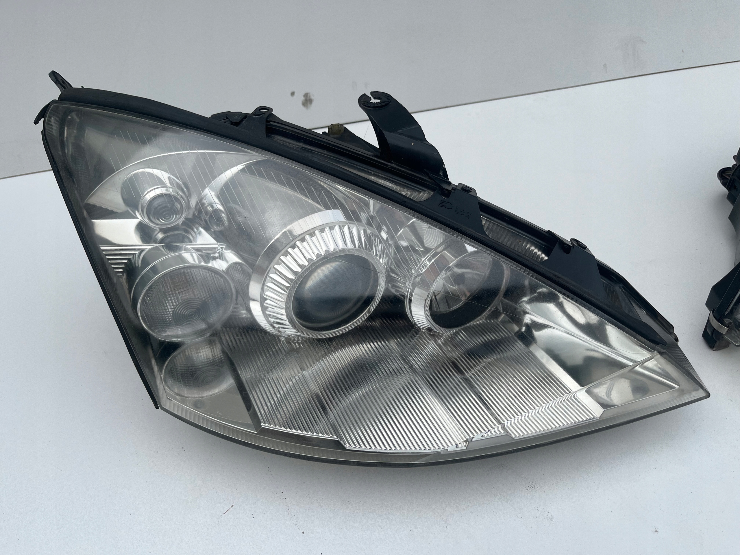 light Reflektor front right left Ford FOCUS Mk1 LIFT Xenon OEM 01-08r.