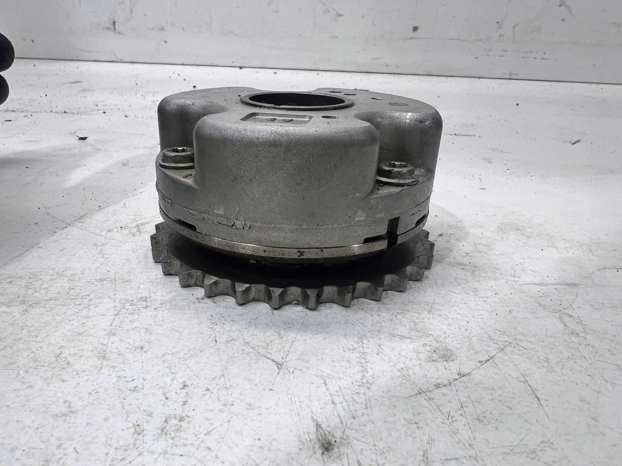 WARIATOR SSACY AUDI A4 A6 3.0 TFSI 06E109083P
