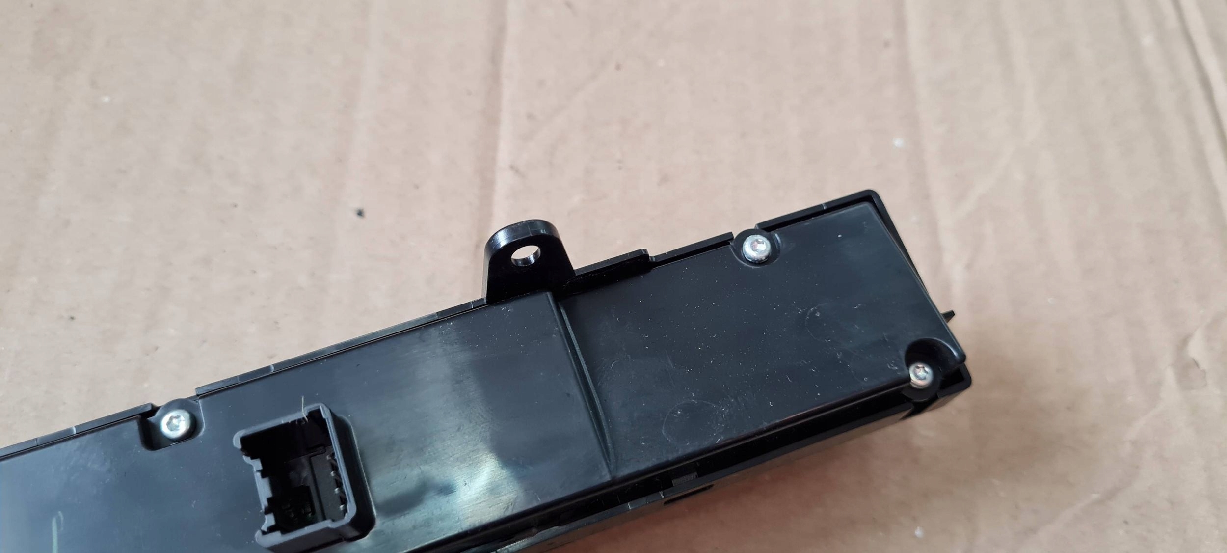 Jeep Grand Cherokee WL 2022 switch control panel PDC ESP 68478097AE