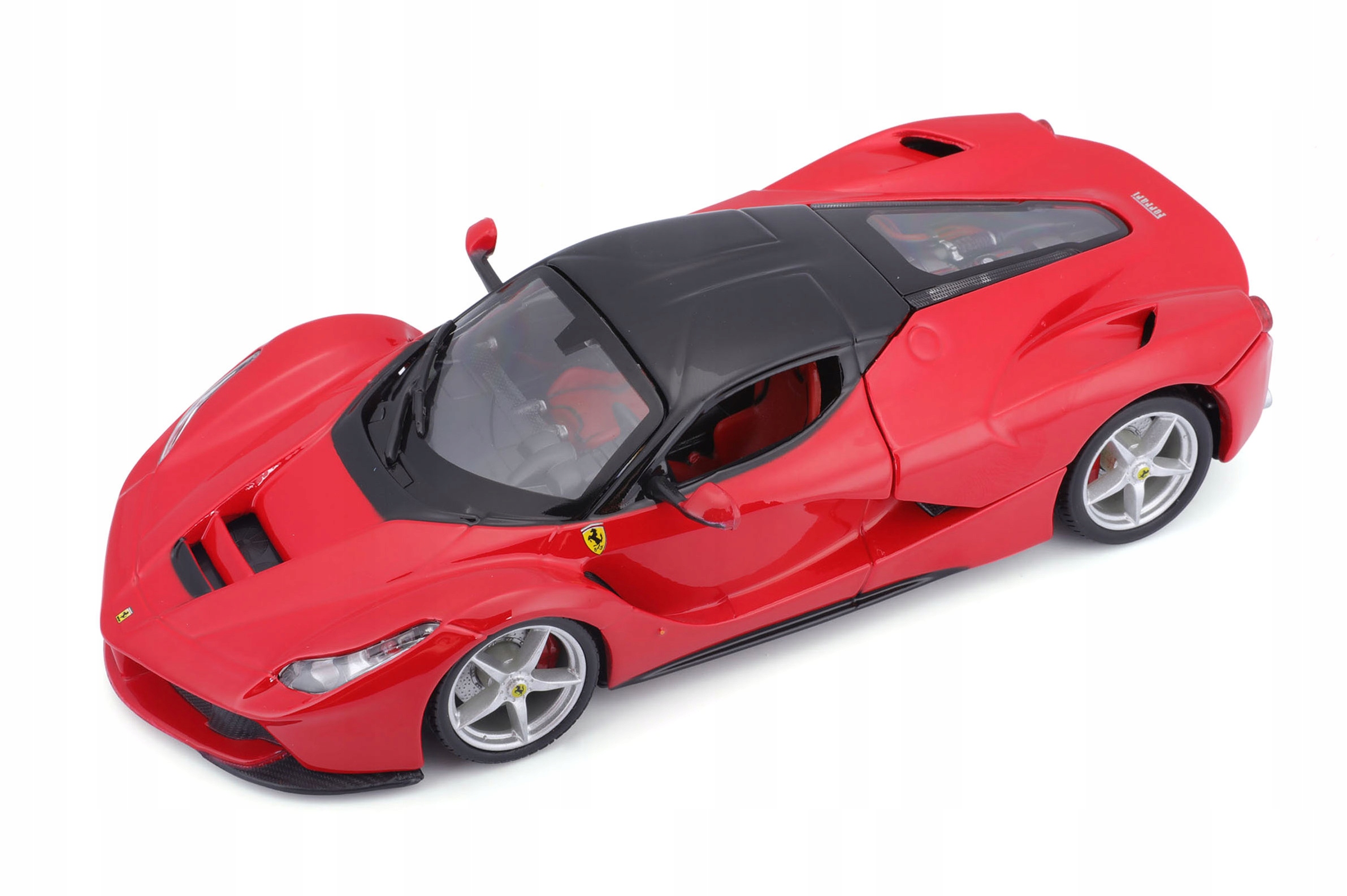 LaFerrari 1:24 Bburago 18-26001 CZERWONY WŁOSKI SAMOCHÓD METALOWE AUTO Efekty brak