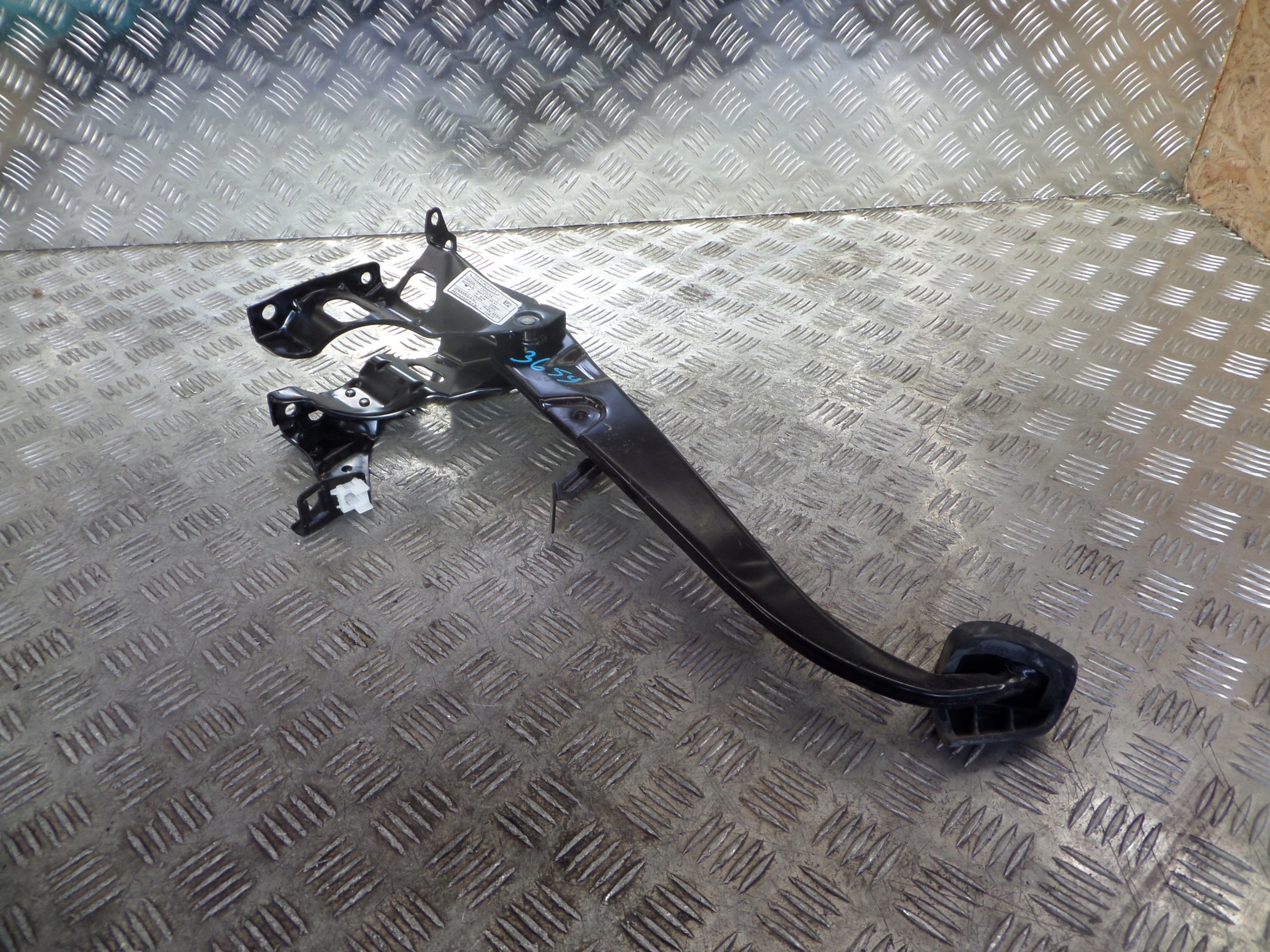 Mercedes Vito W447 pedal Bremse A4472900001