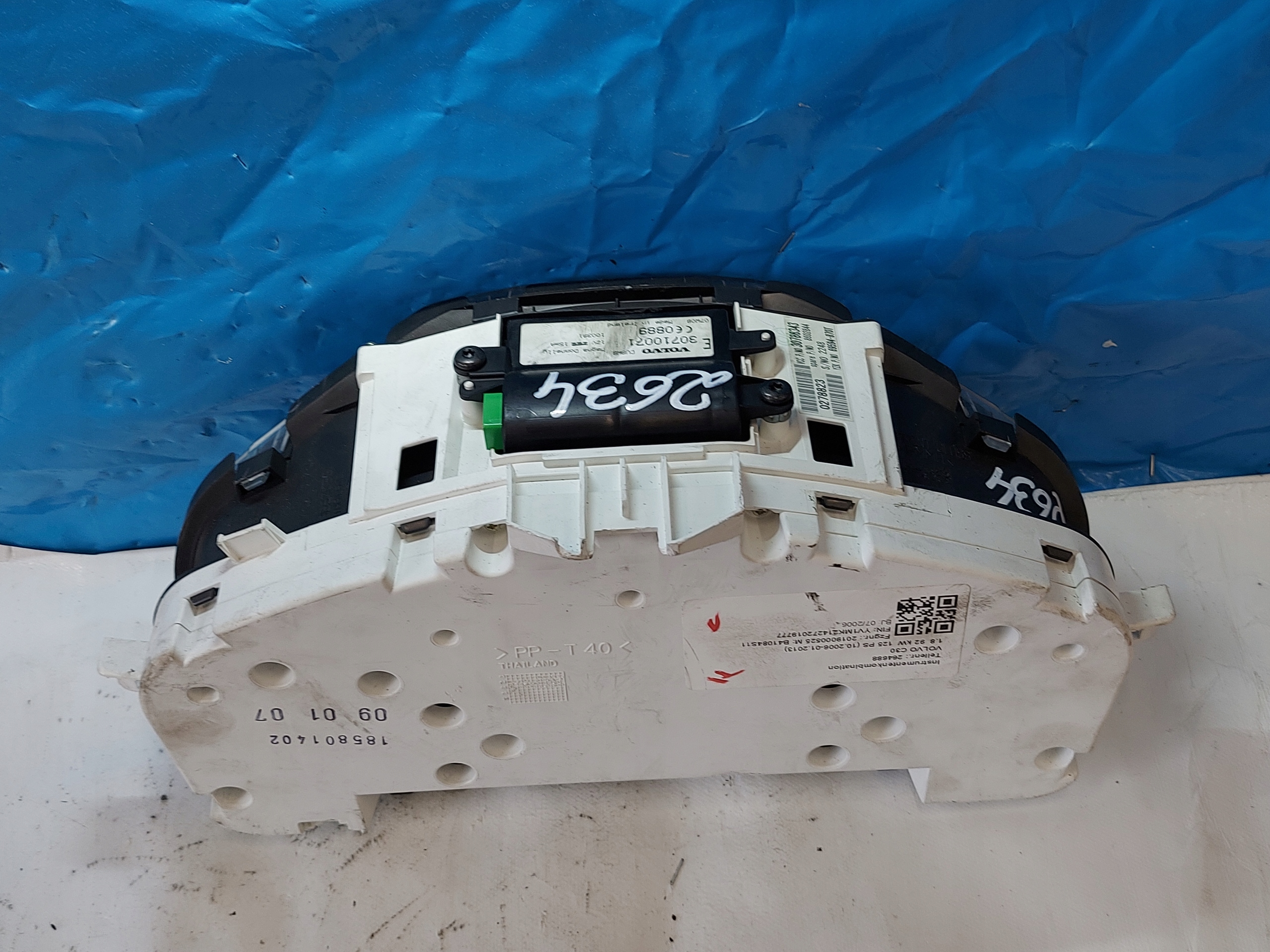 dials clock VOLVO C30 1.8 B 30710071