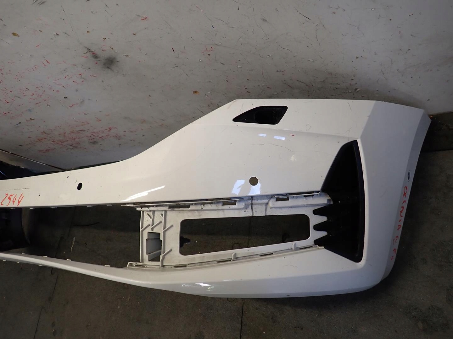 bumper front front SKODA OCTAVIA IV LIFT 2024- 5E3807221L
