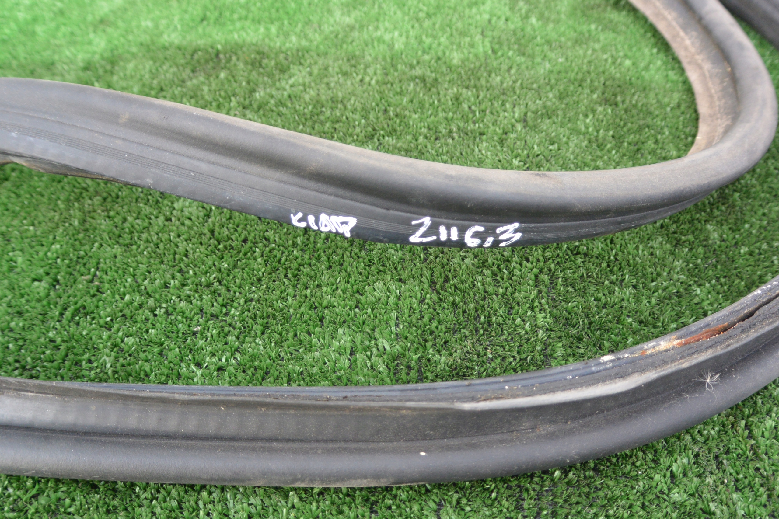 gasket bonnet boot sedan MERCEDES E-KLASA W211