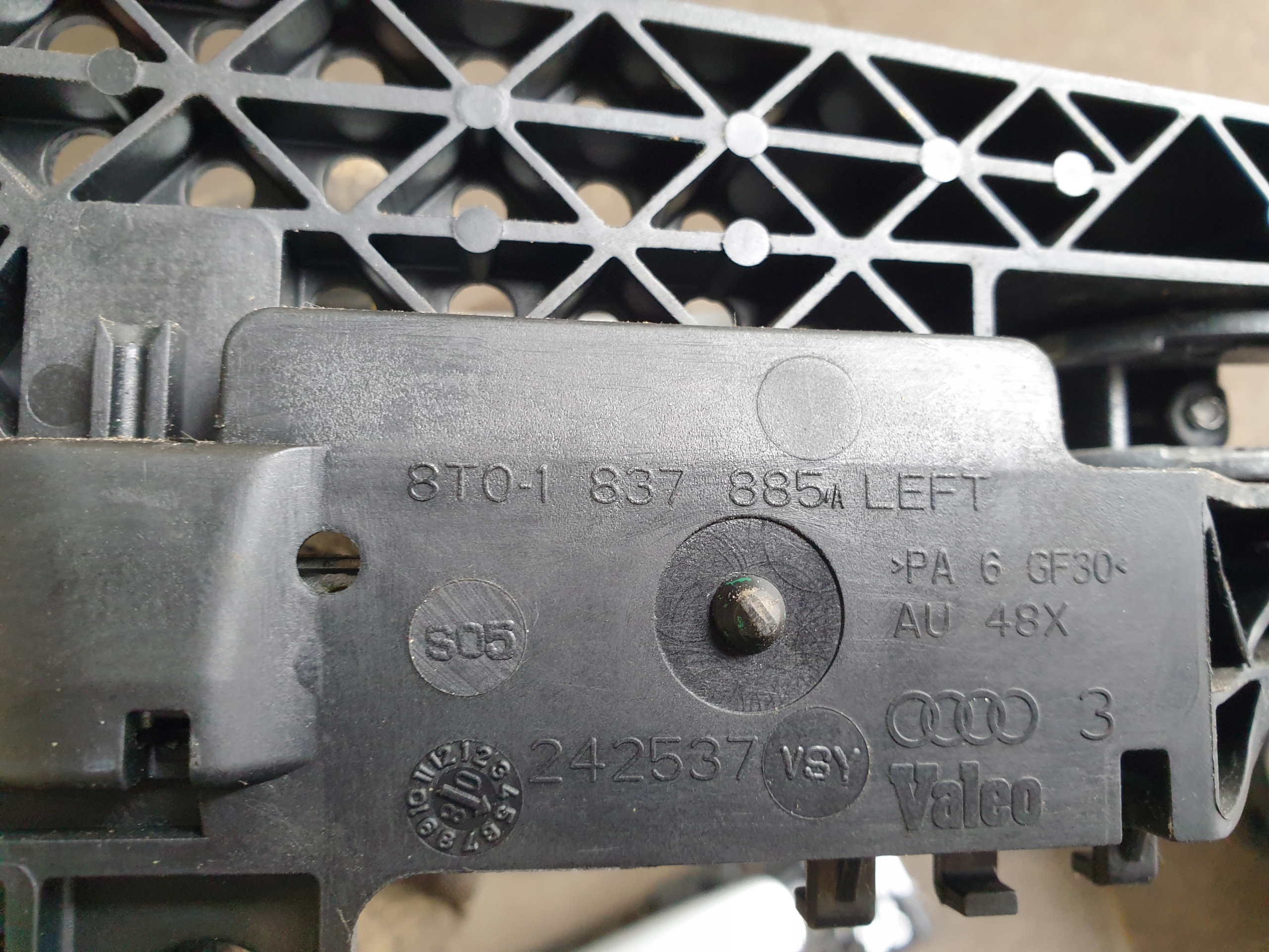 handle door AUDI A4 B8 2008- 8T0