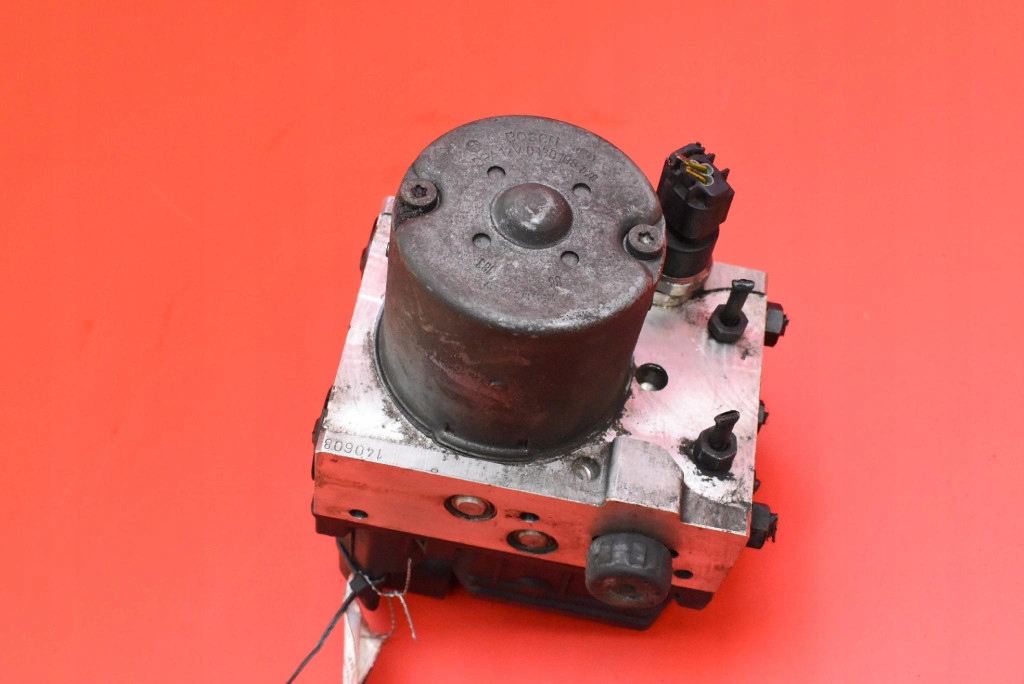 pompa ABS 8E0614517 AUDI A4 B6 2.0 20V 130 KM 00-05