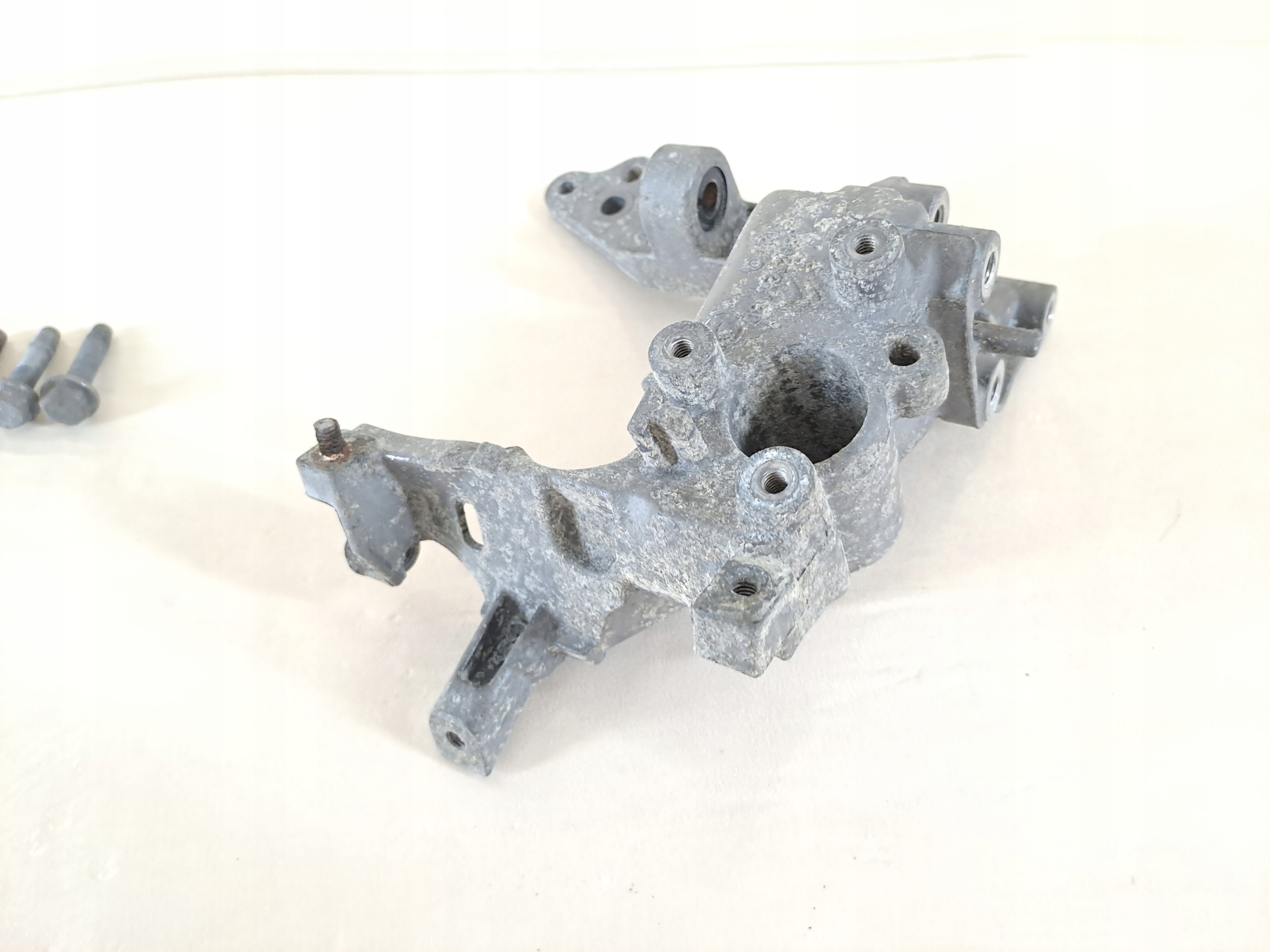 support alternator 1.6 BLUE HDI PEUGEOT EXPERT III 3 17r