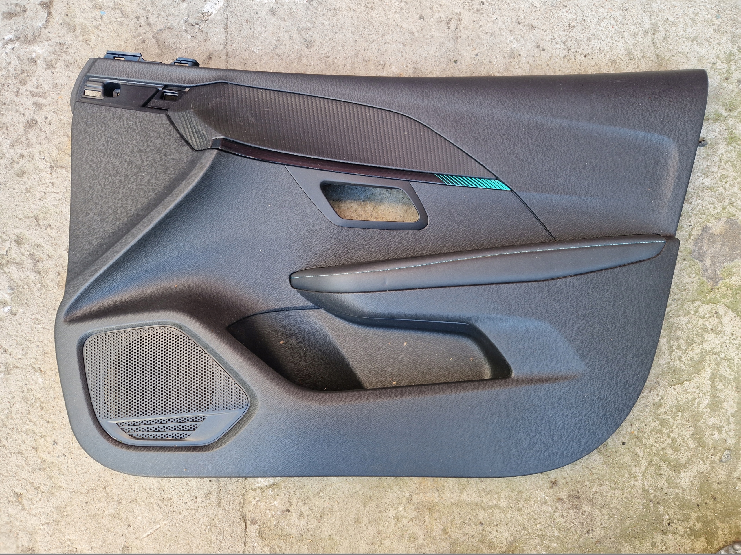 PEUGEOT 208 II 2019 plastic side door right front 98301558QU