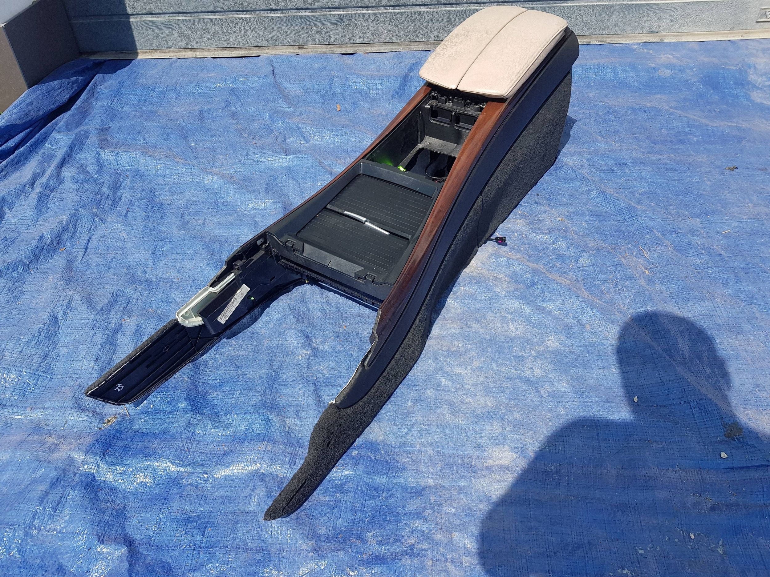 TUNEL central armrest BMW X5 E70 CUPHOLDER bracket for KUBKI