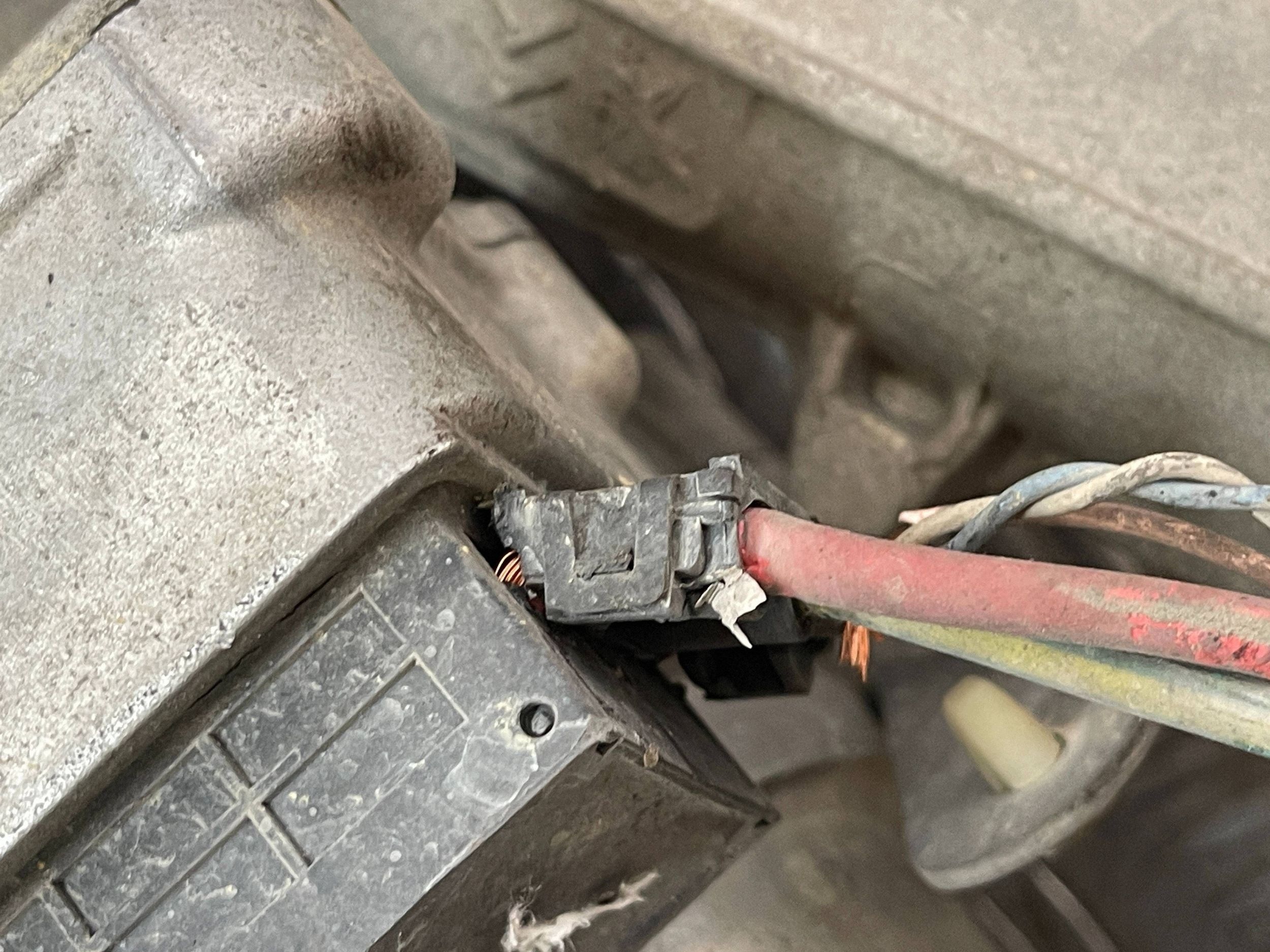 Boîter direction Boîter direction PEUGEOT 2008 et 1 6820000190